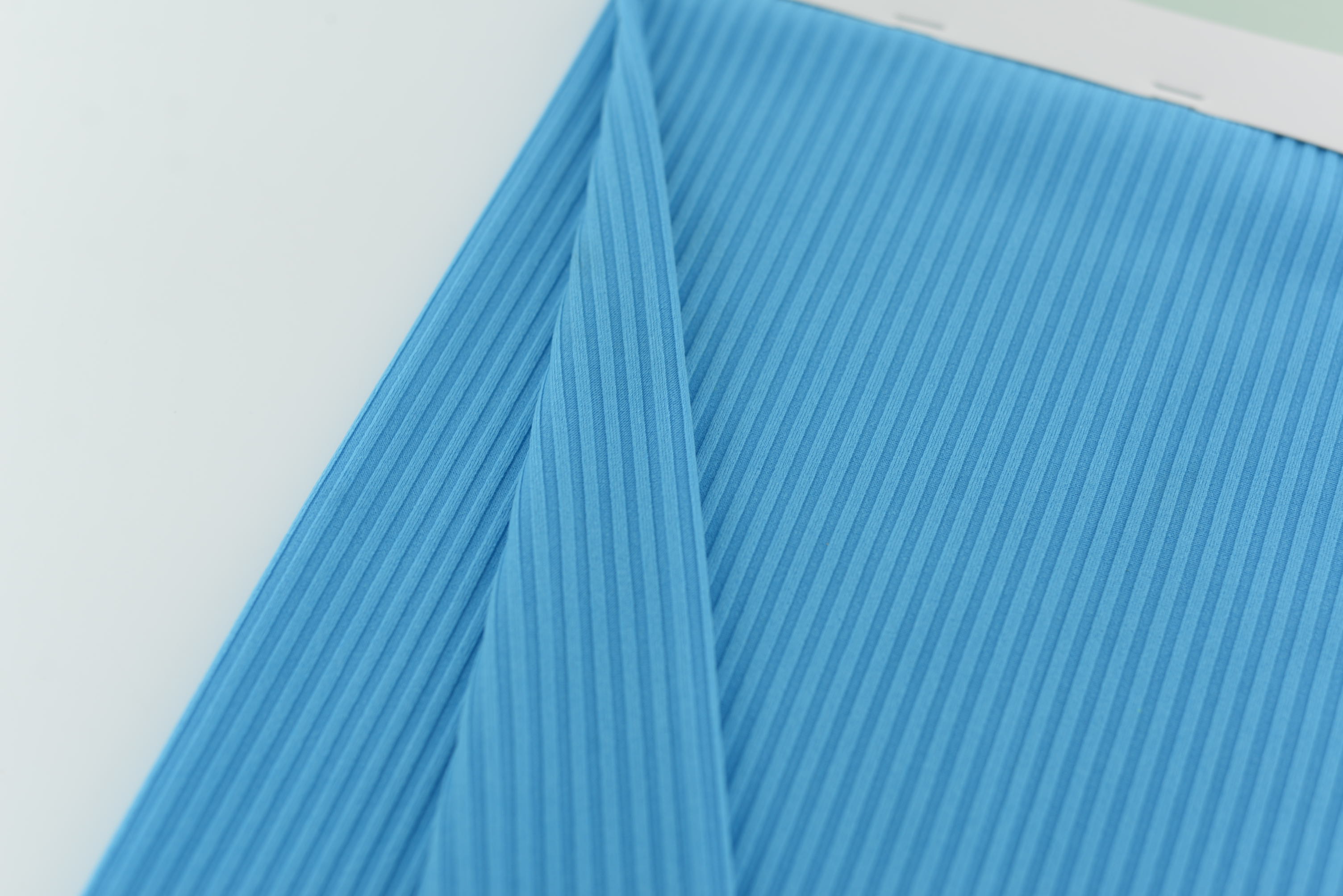 LX-P-12178 POLY 4*4 RIB