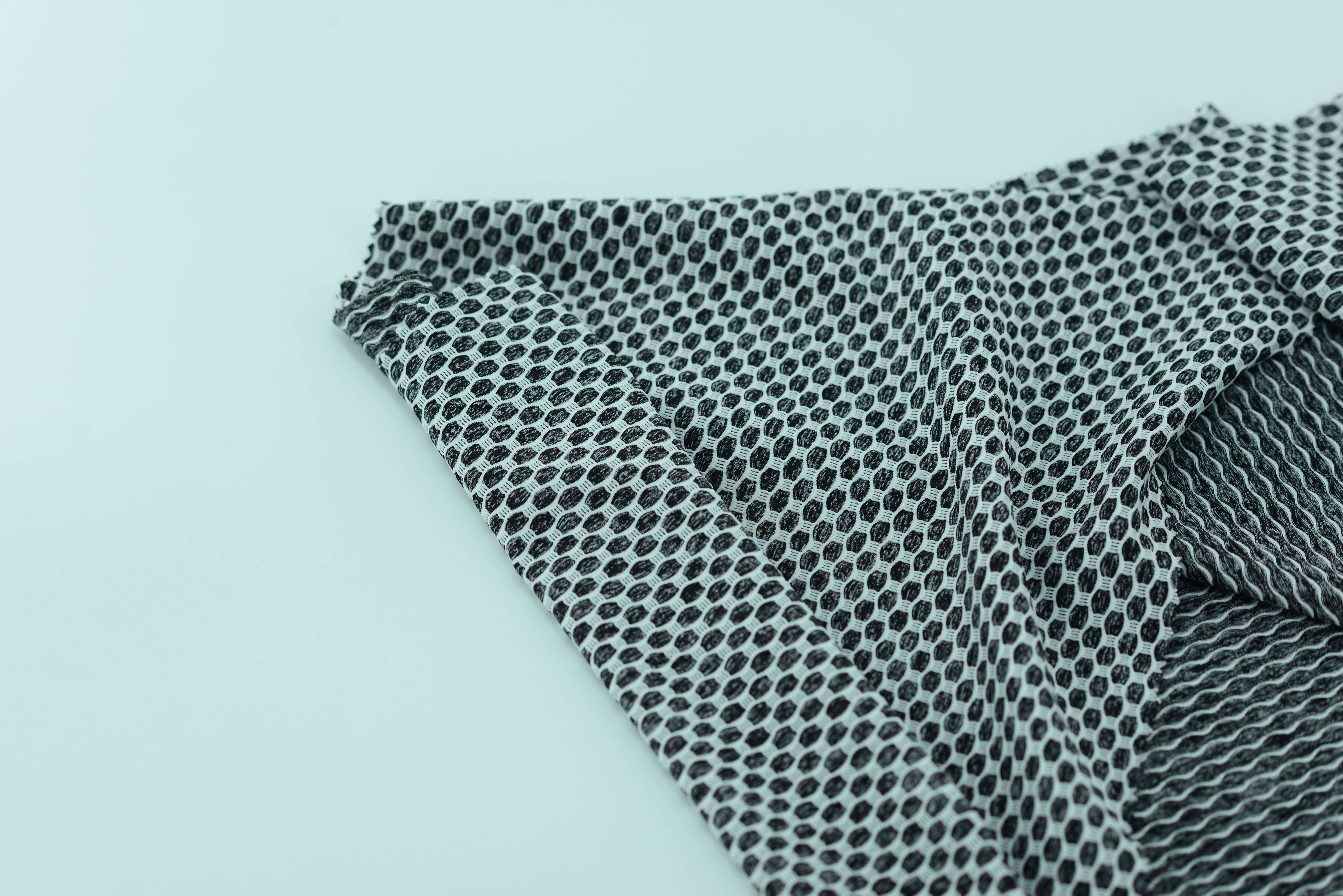 LX-P-16051 SINGLE KNIT YARN DYE JACQUARD