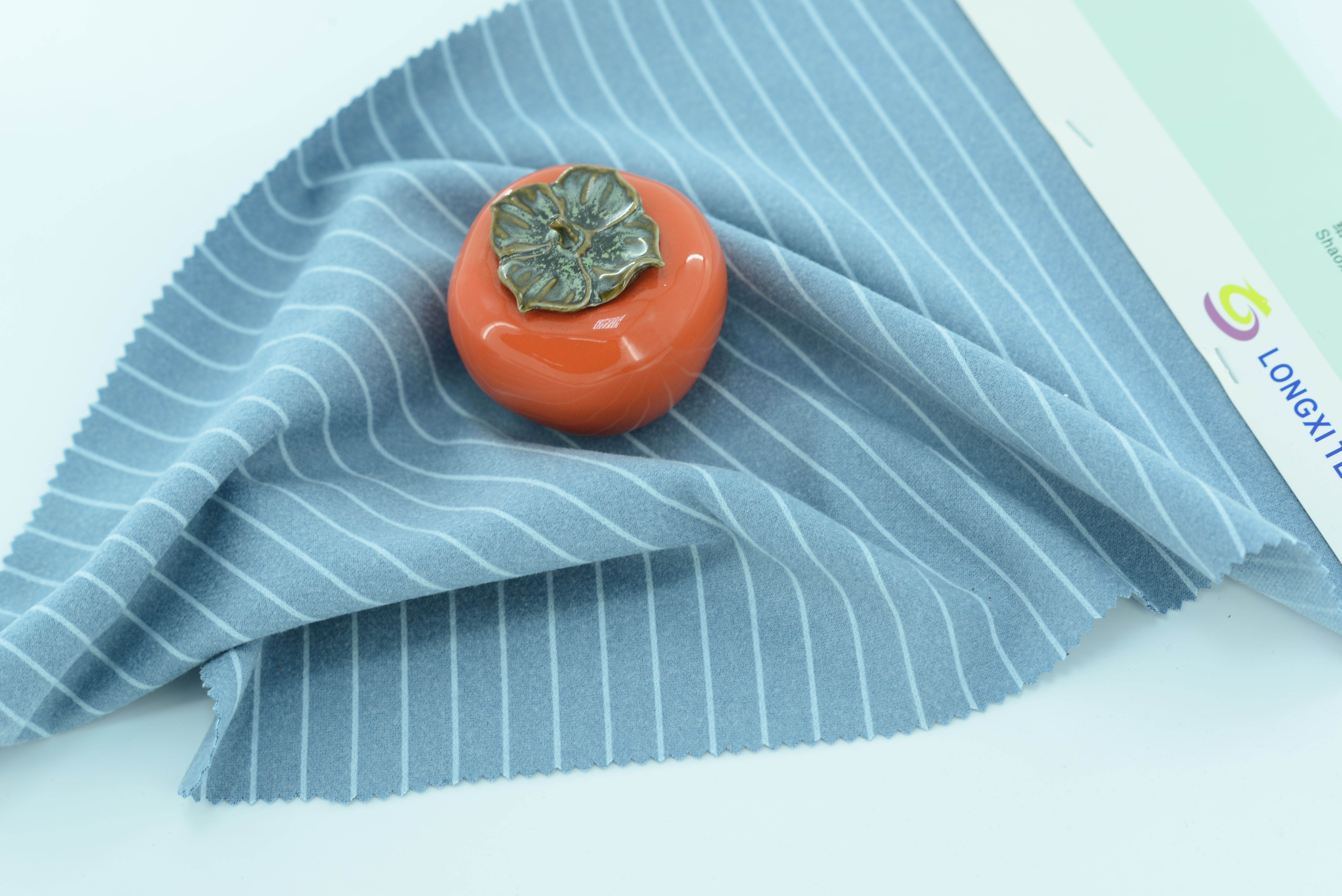 LX-P-18041 BIG STRIP KNIT BRUSH