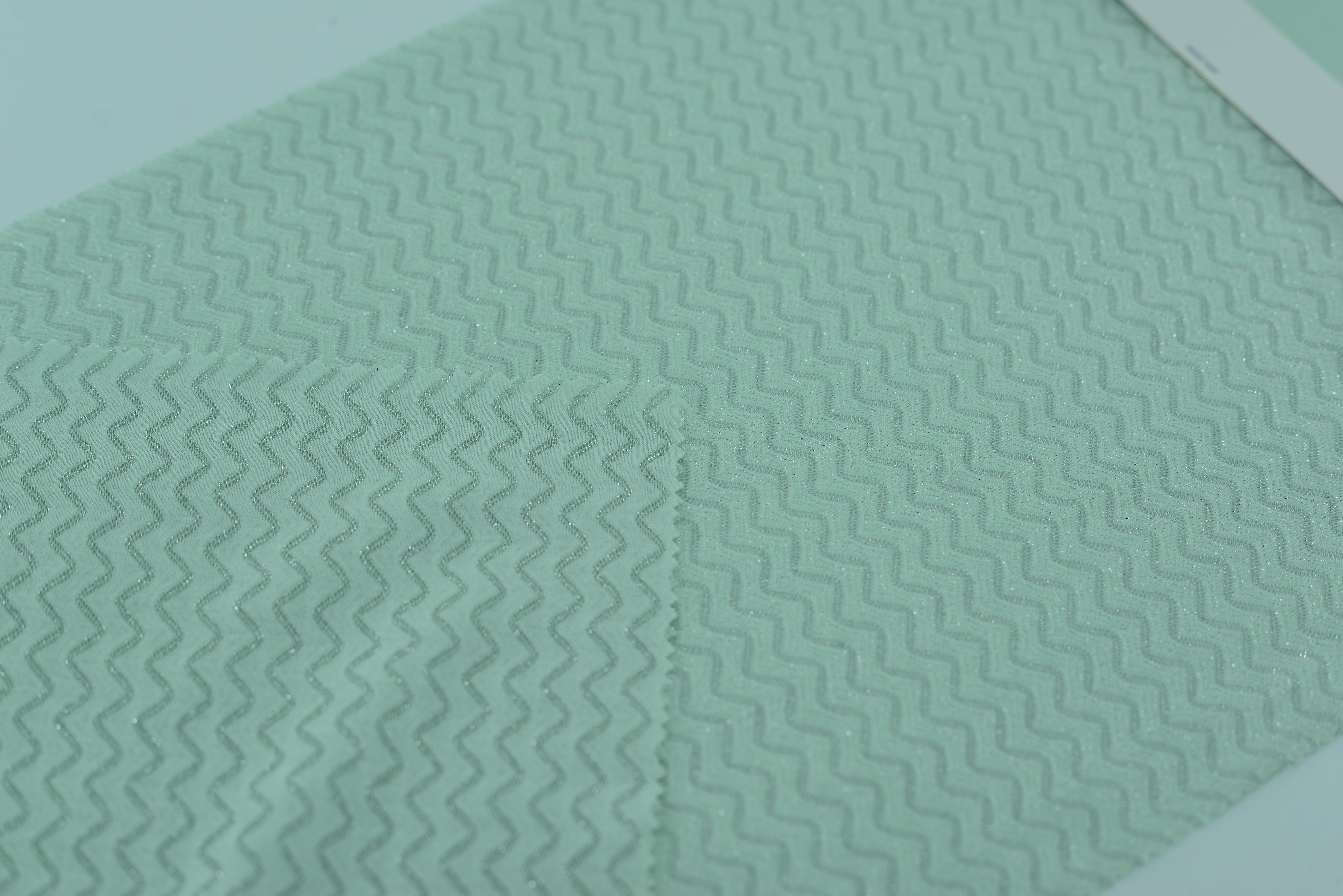 LX-P-16095 LUREX WAVE KNIT