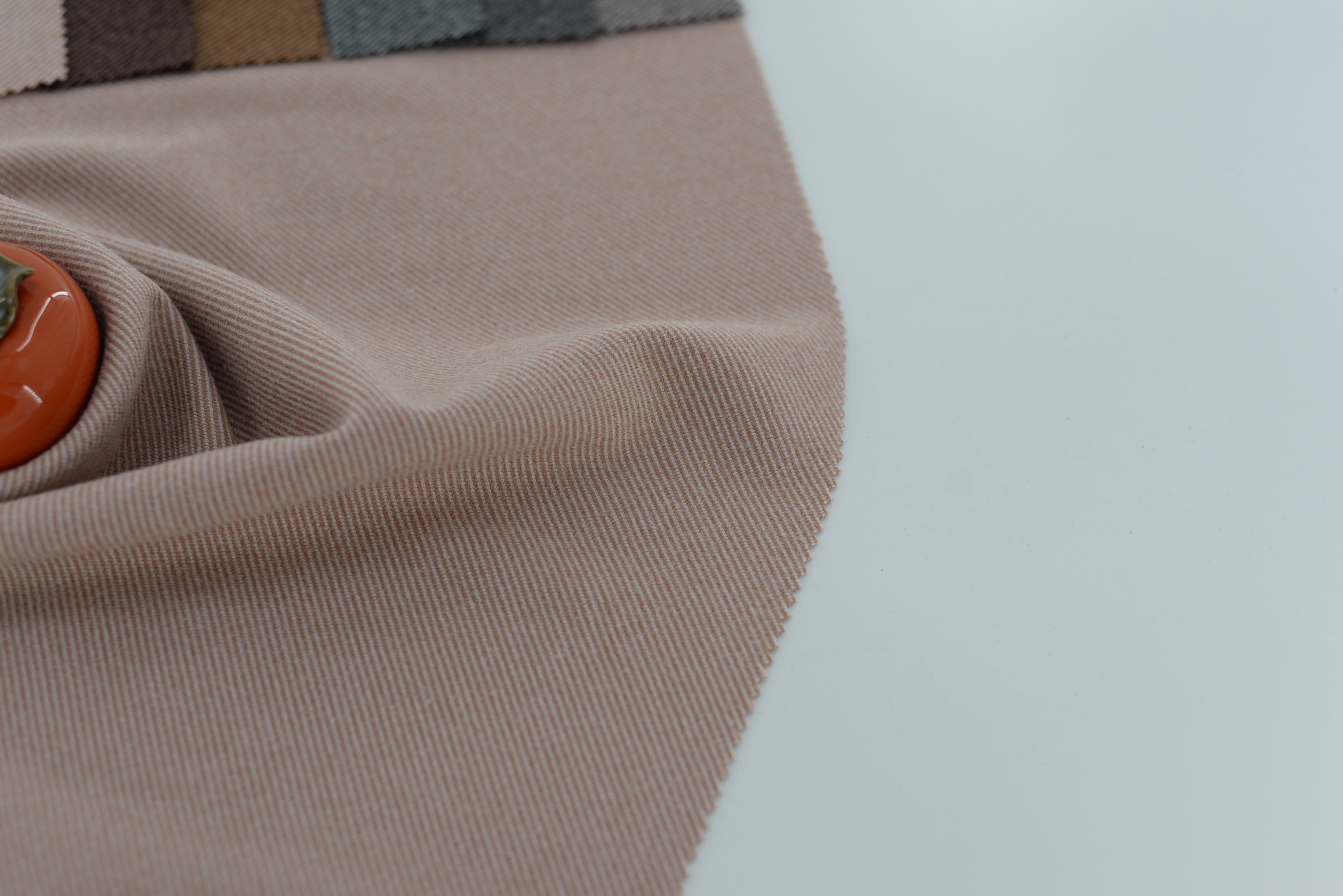 LX-P-18099 POLY TWO TONE CATION TWILL KNIT BRUSH