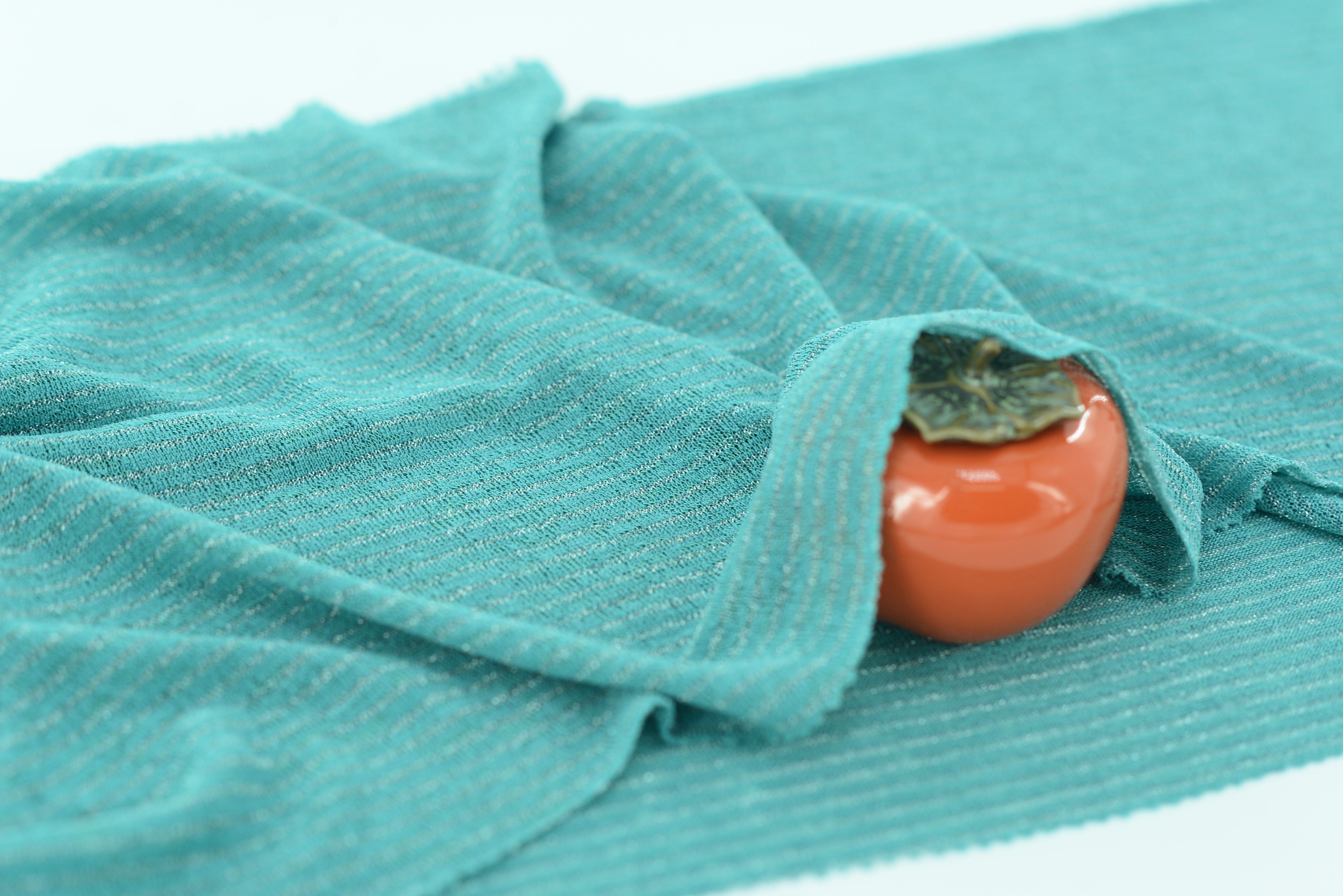 LX-P-16100 THICK LUREX LINE KNIT