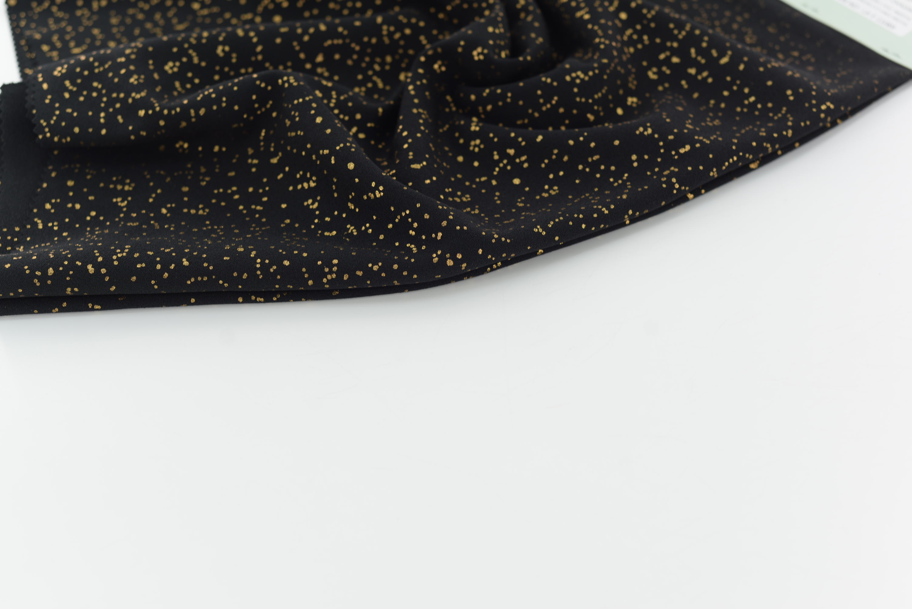 LX-F-11089 SCUBA CREPE POINTS FOIL