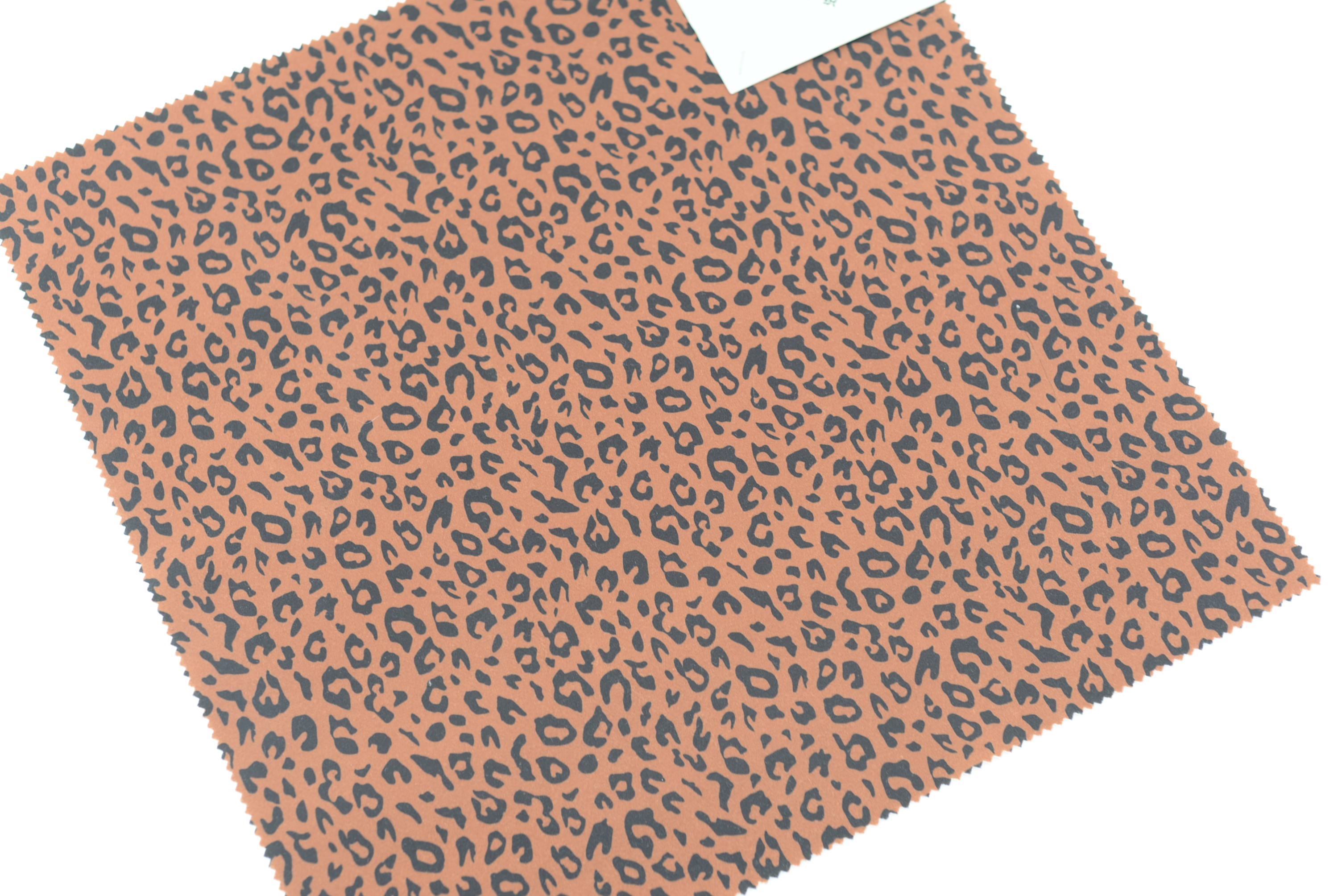 LX-P-18130 HEAVY KNIT BRUSH LEOPARD PRINT