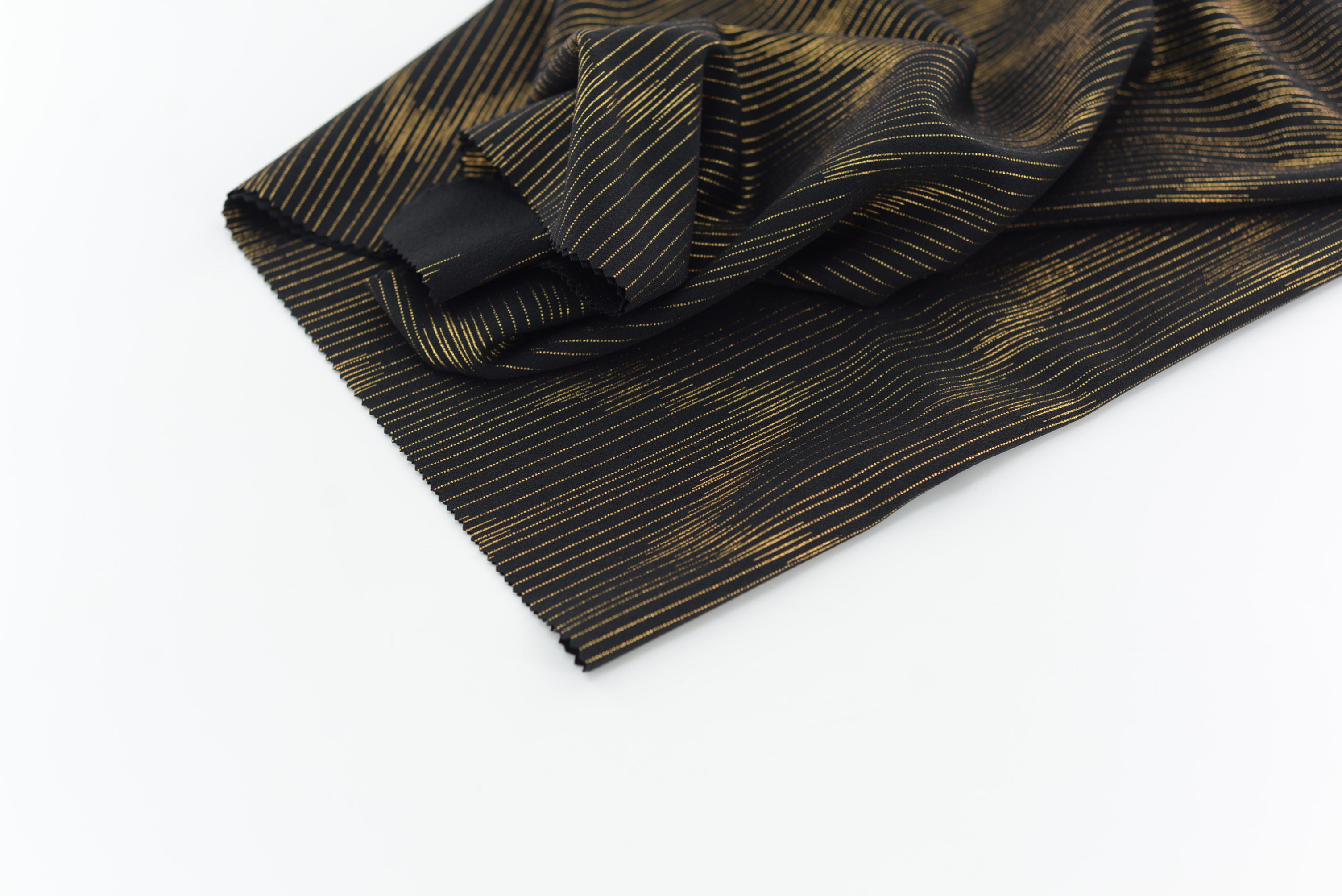 LX-F-11086 SCUBA CREPE WAVE STRIPE FOIL