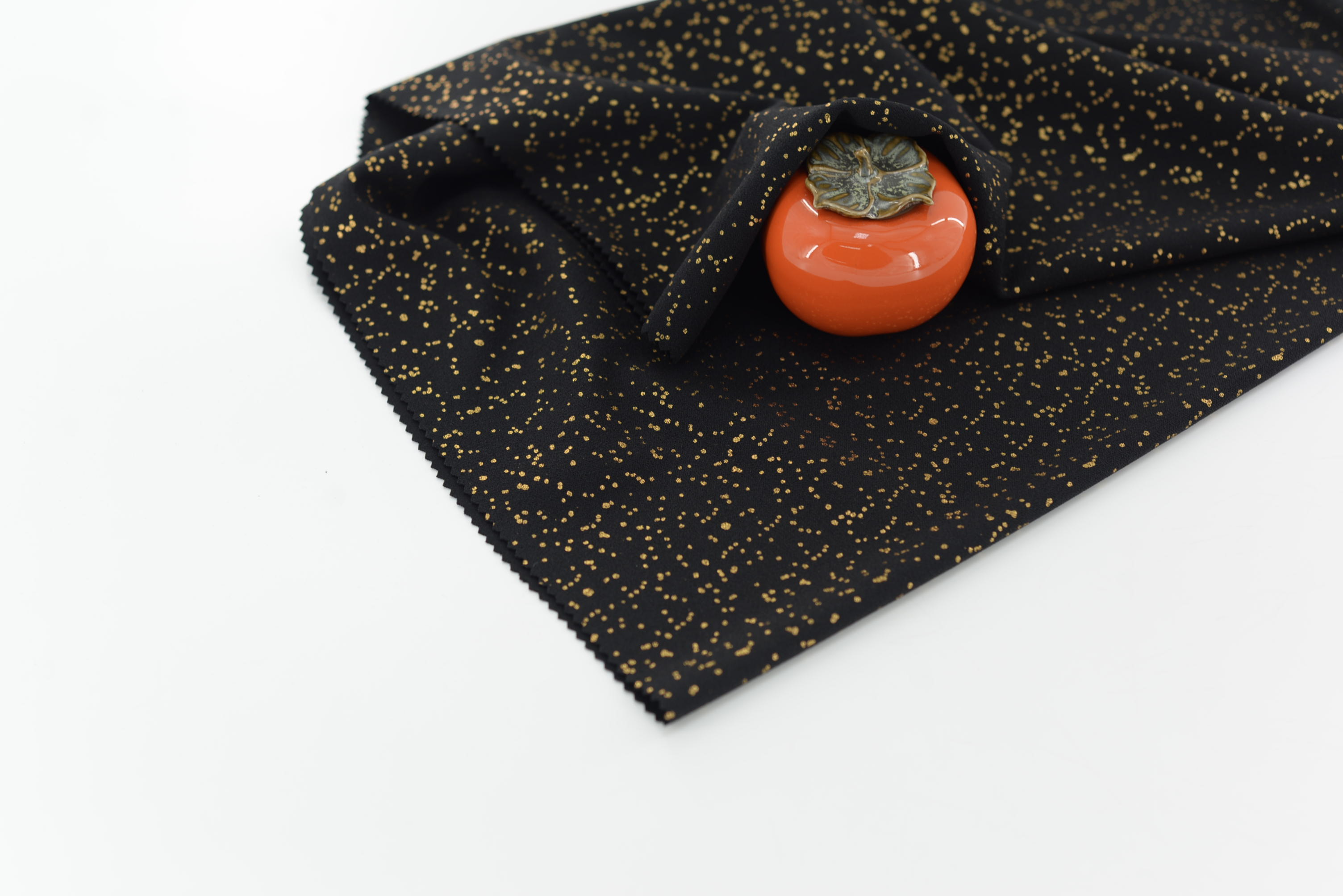 LX-F-11089 SCUBA CREPE POINTS FOIL