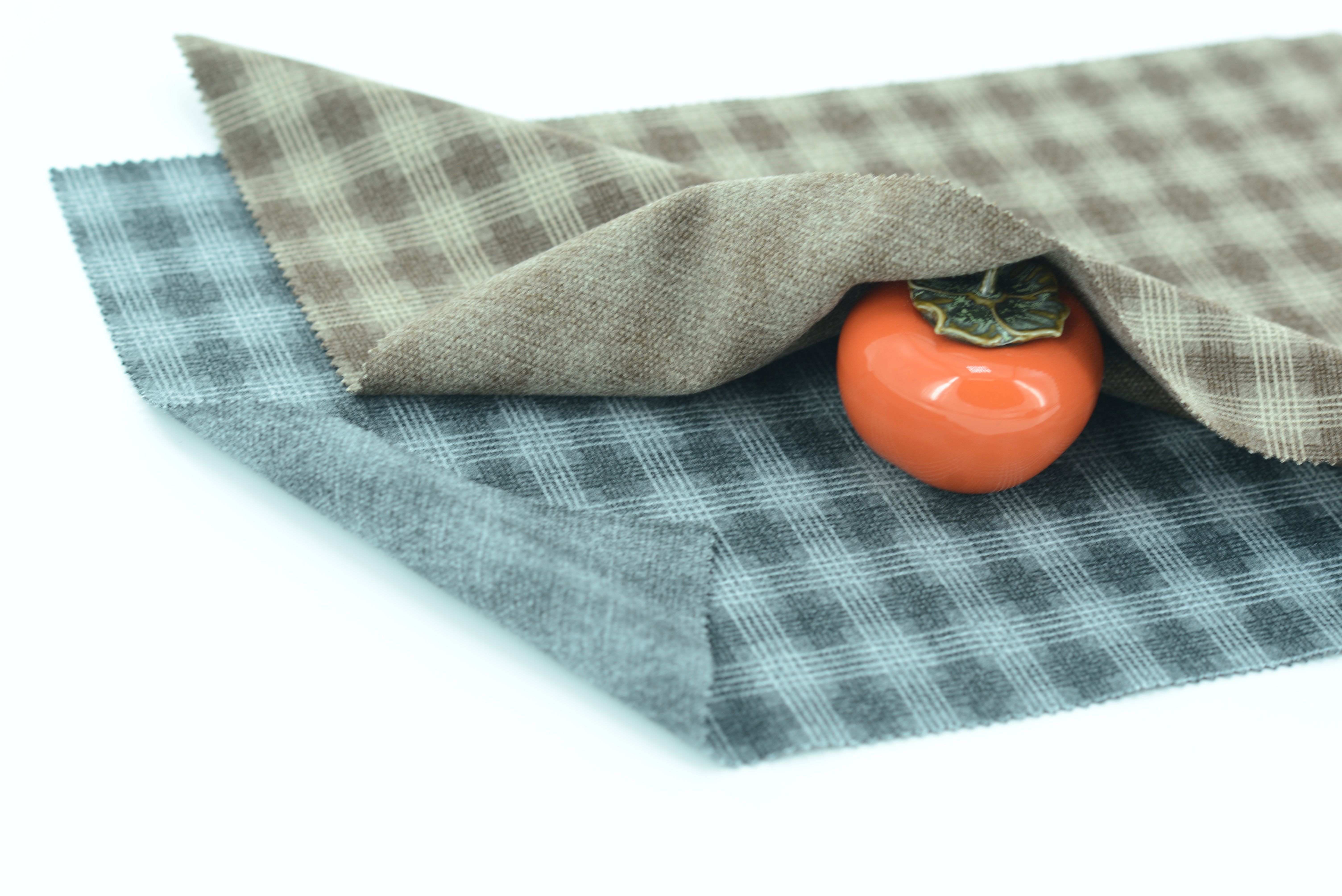 LX-P-18044 CHECK JACQUARD KNIT BRUSH