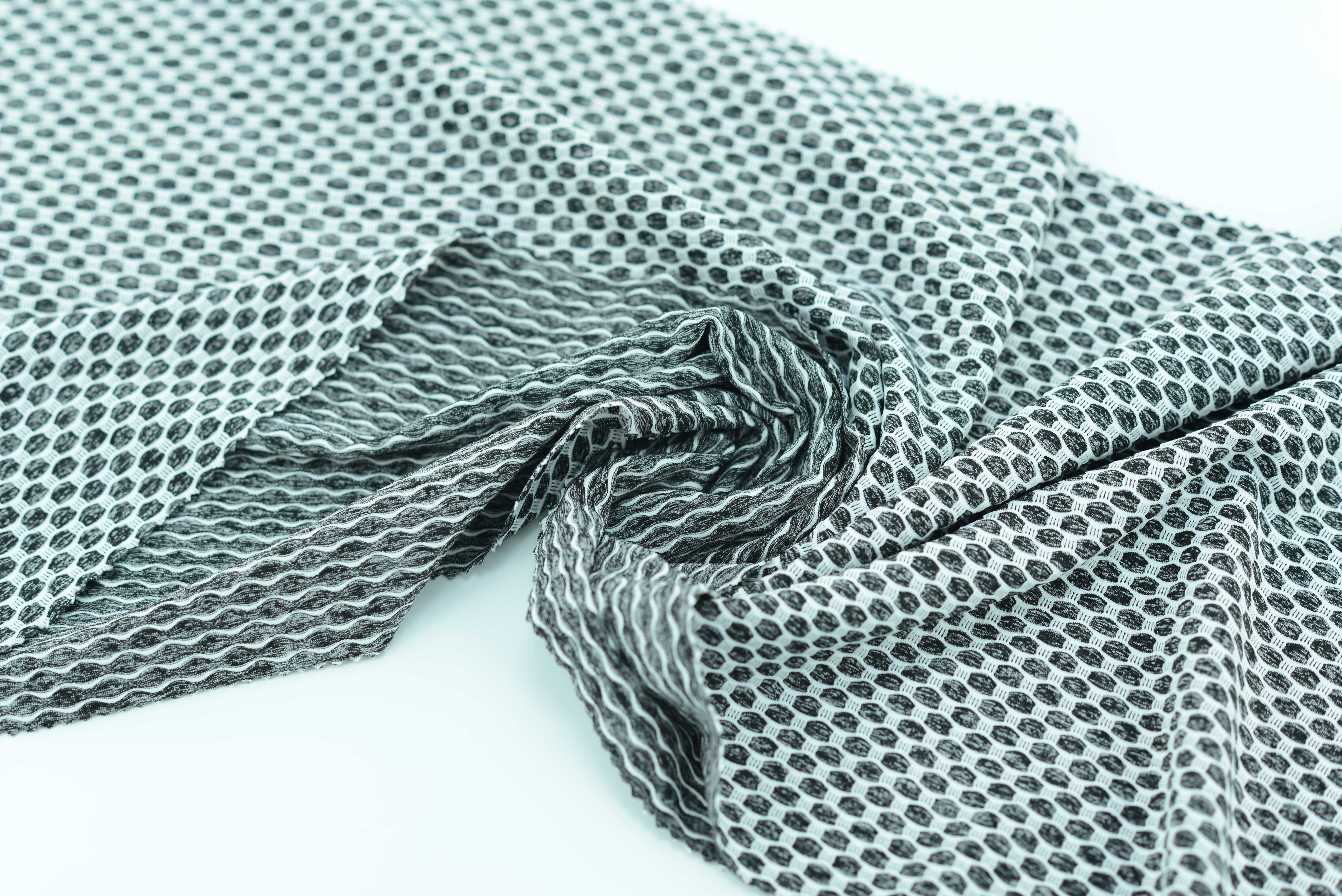 LX-P-16051 SINGLE KNIT YARN DYE JACQUARD