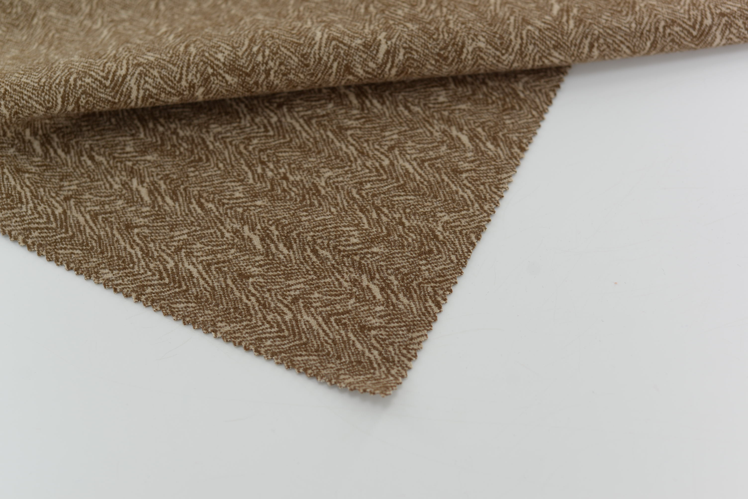 LX-P-18123 POLY ZEBRA-STRIPE JACQUARD KNIT BRUSH