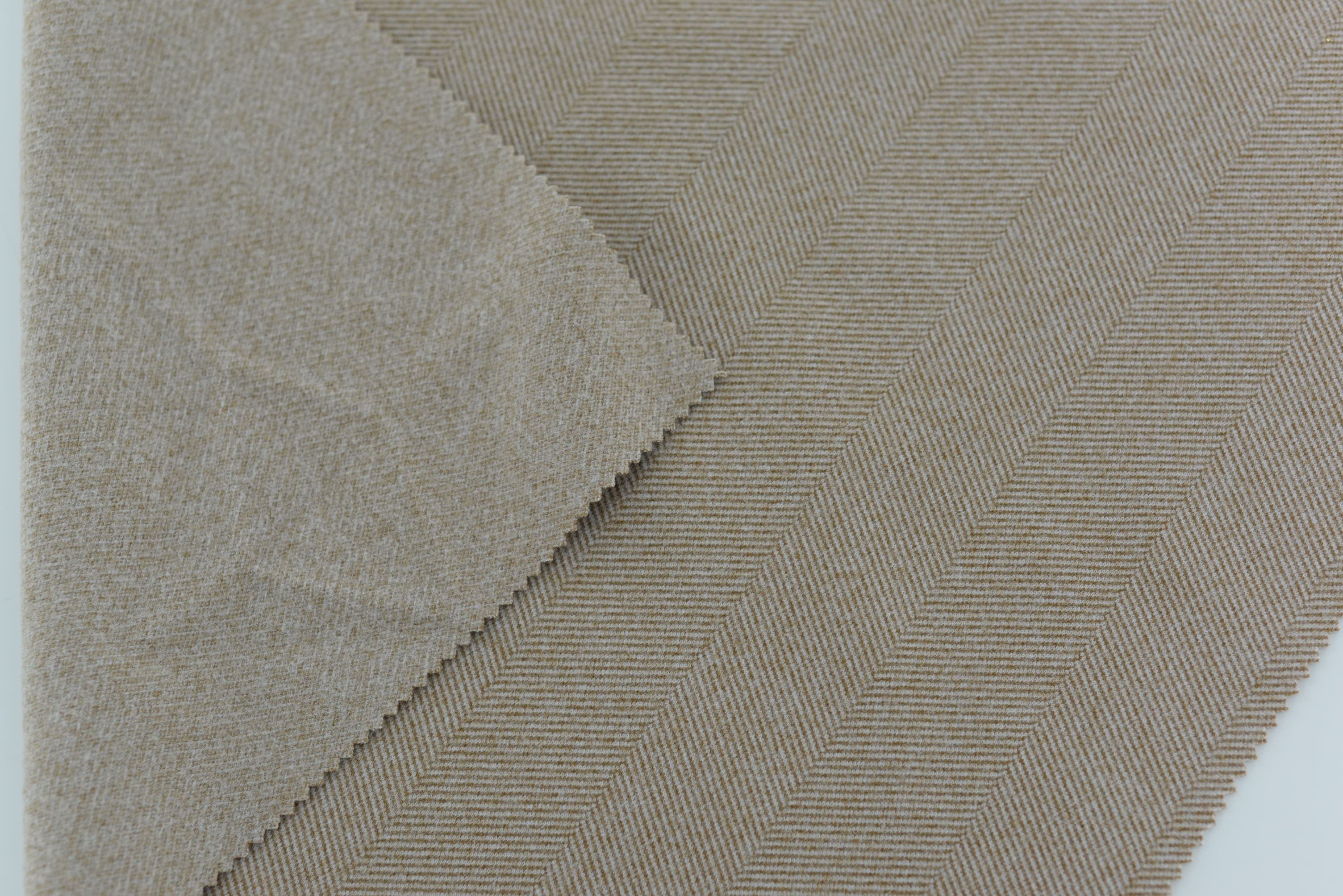 LX-P-18126  POLY BIG HERRINGBONE KNIT BRUSH