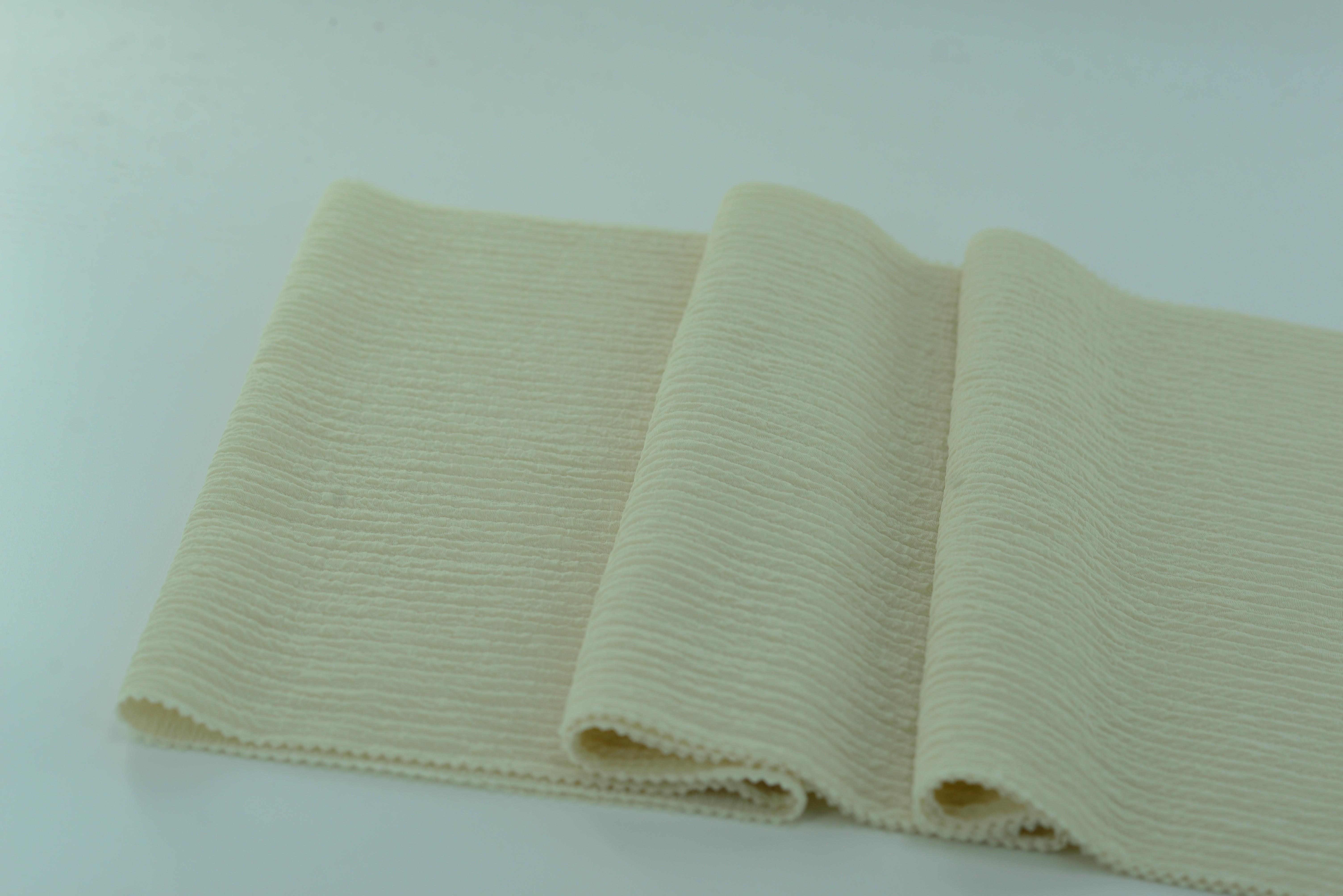 LX-P-16110 KNIT STRIPS BUBBLE JACQUARD