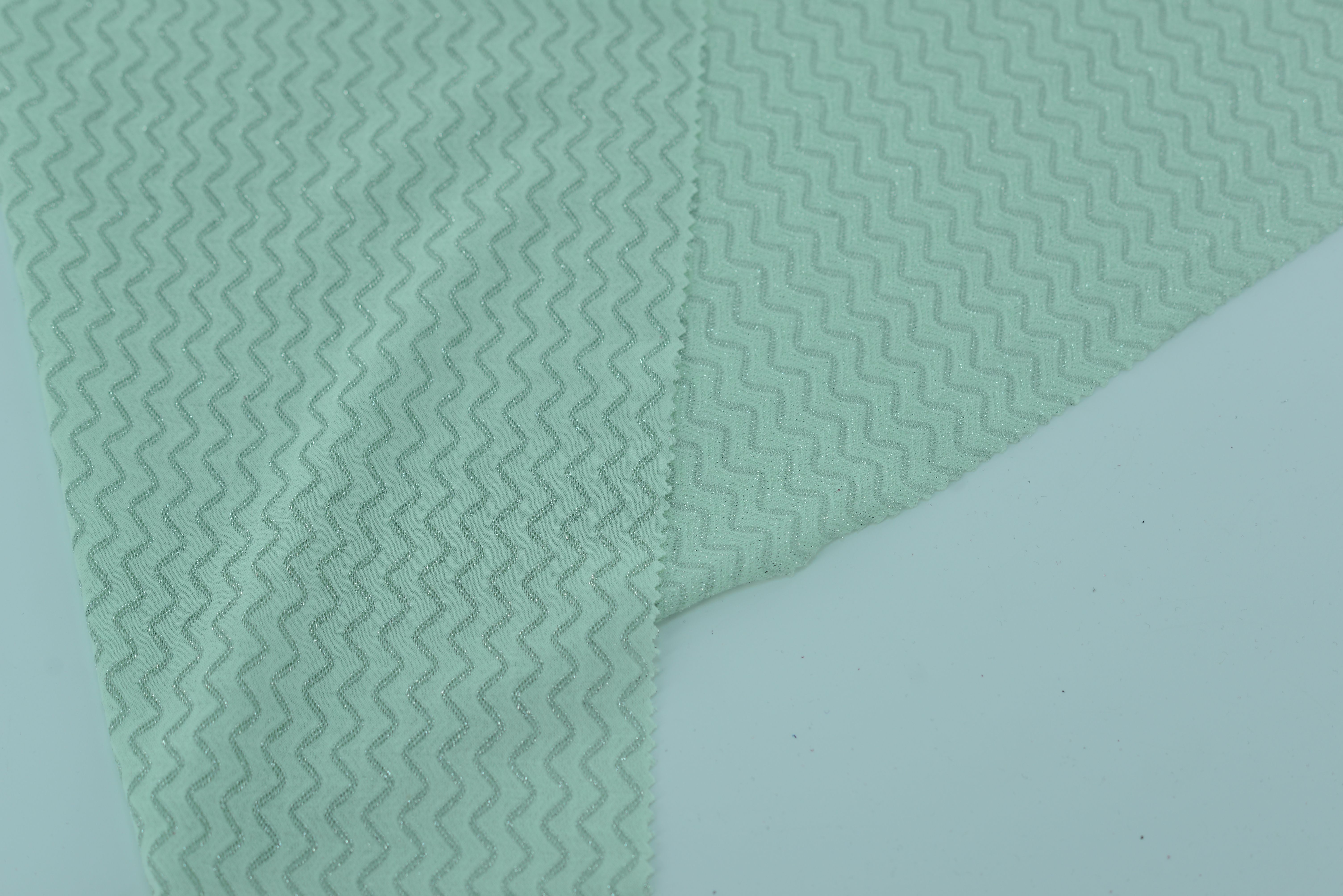 LX-P-16095 LUREX WAVE KNIT