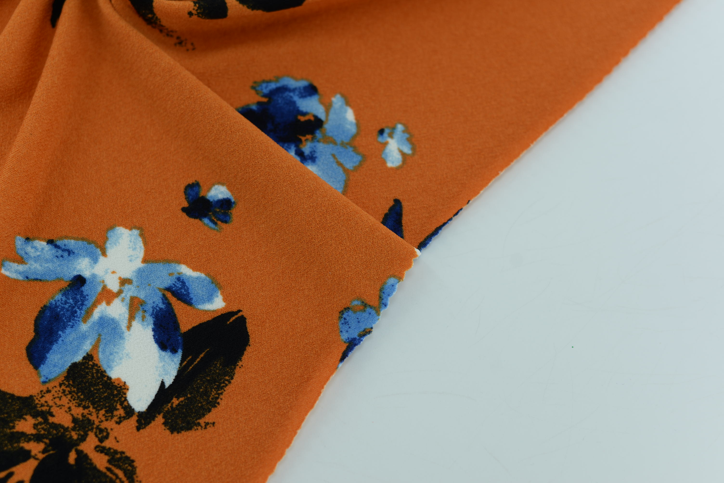 LX-P-16167 ITY CREPE PRINT