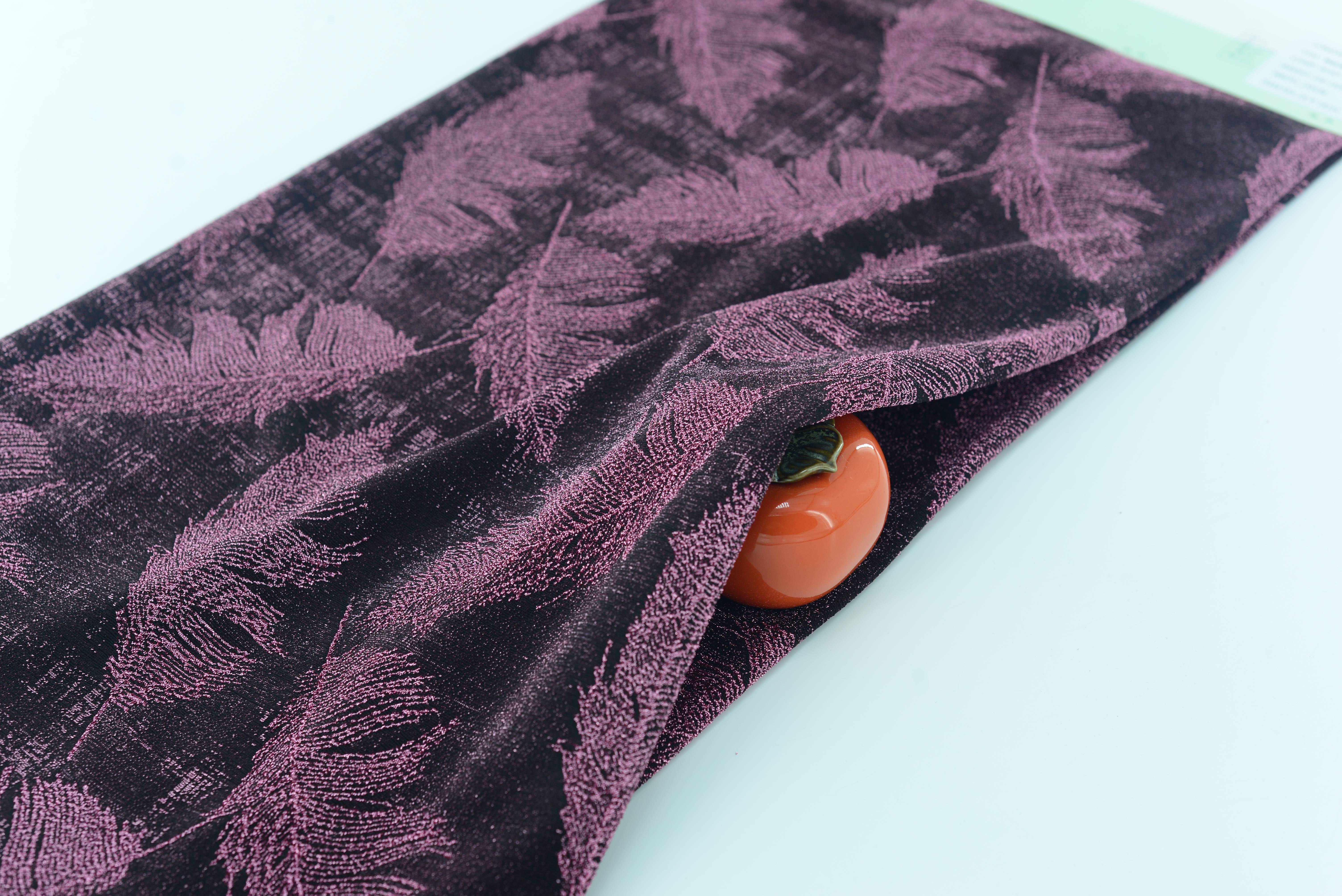 LX-P-16151 LUREX FEATHER KNIT JACQUARD