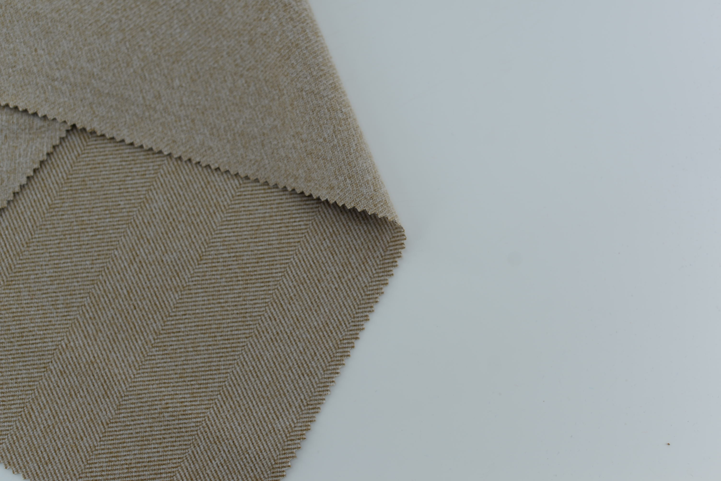 LX-P-18126  POLY BIG HERRINGBONE KNIT BRUSH