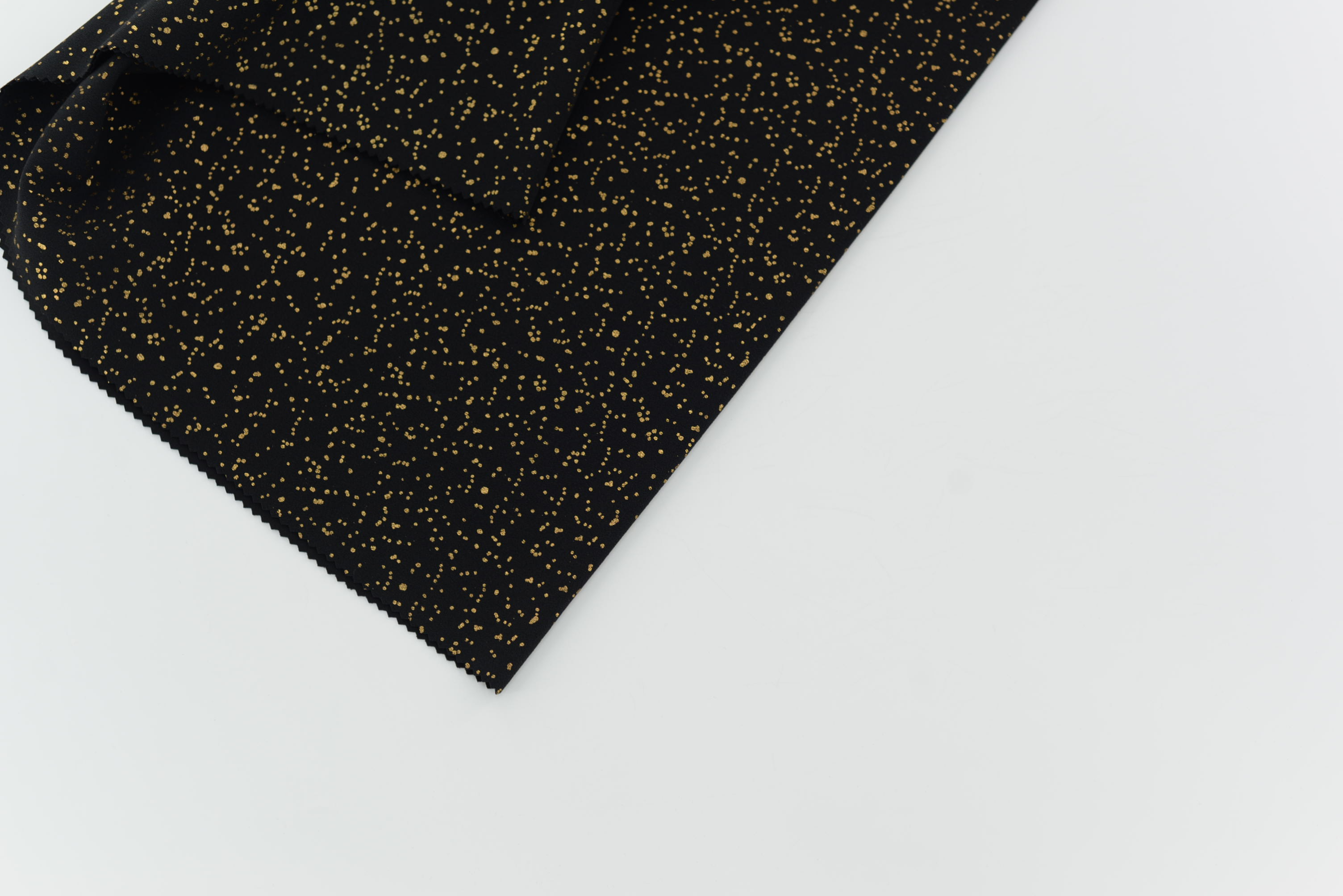 LX-F-11089 SCUBA CREPE POINTS FOIL