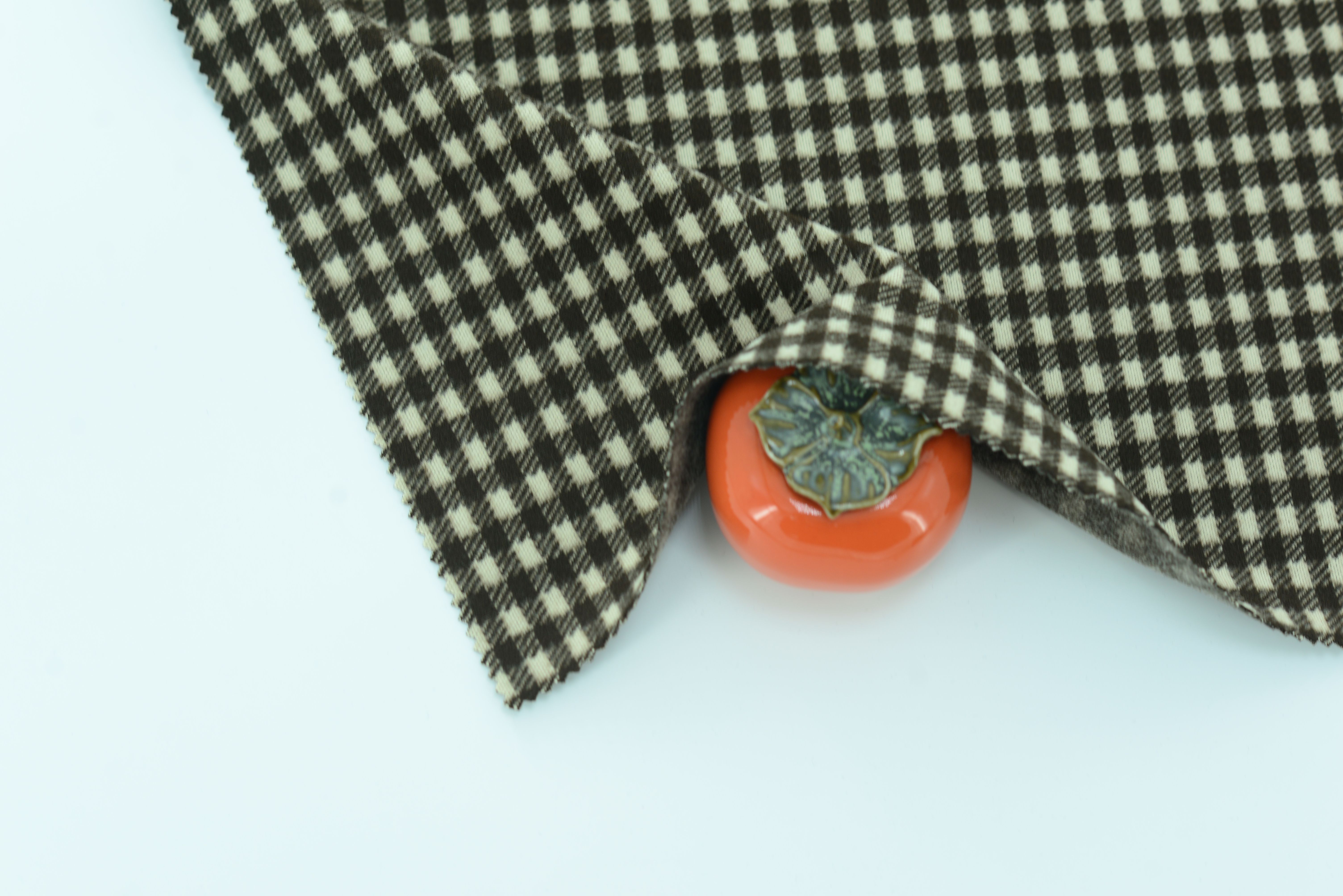 LX-P-18042 CHECK JACQUARD KNIT BRUSH