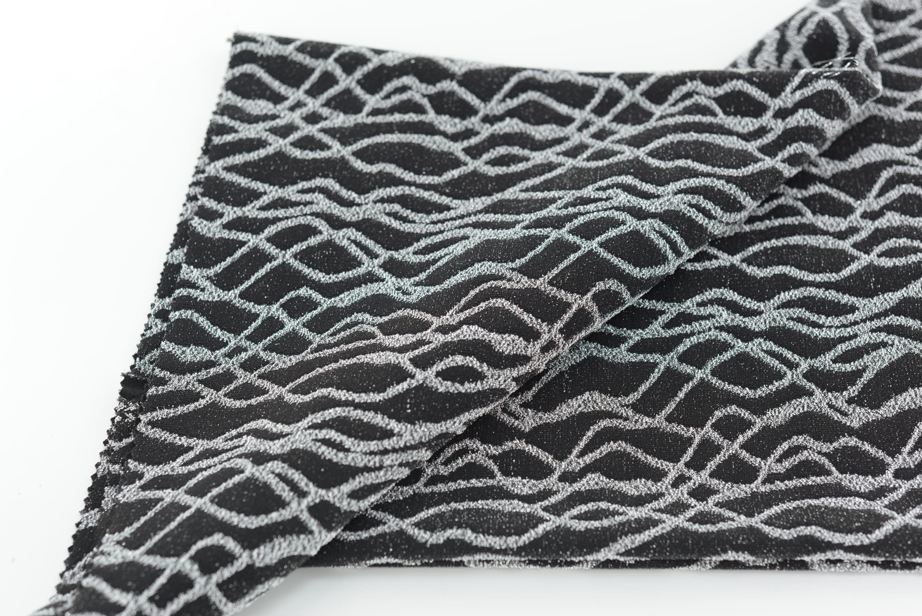 LX-P-16315 LUREX WAVE KNIT JACQUARD