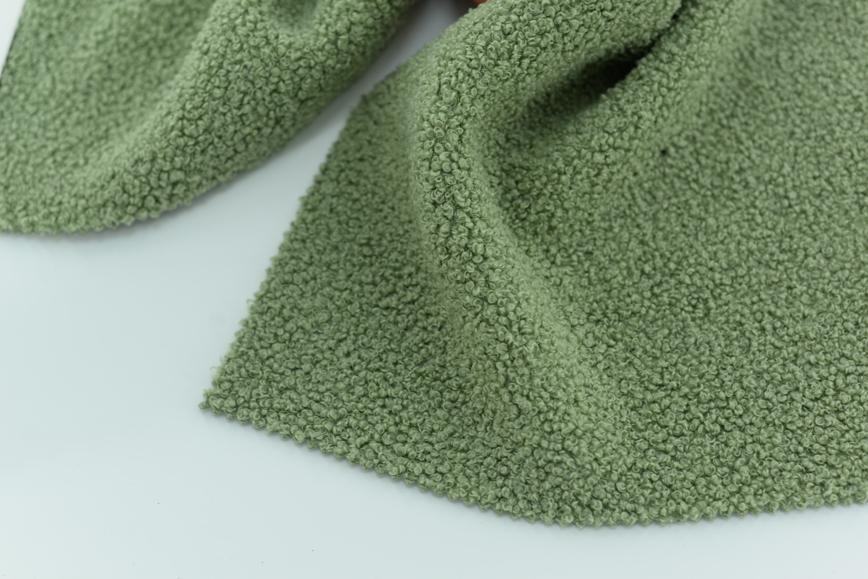 LX-P-18101 POLAR FLEECE BONDING LOOP FLEECE