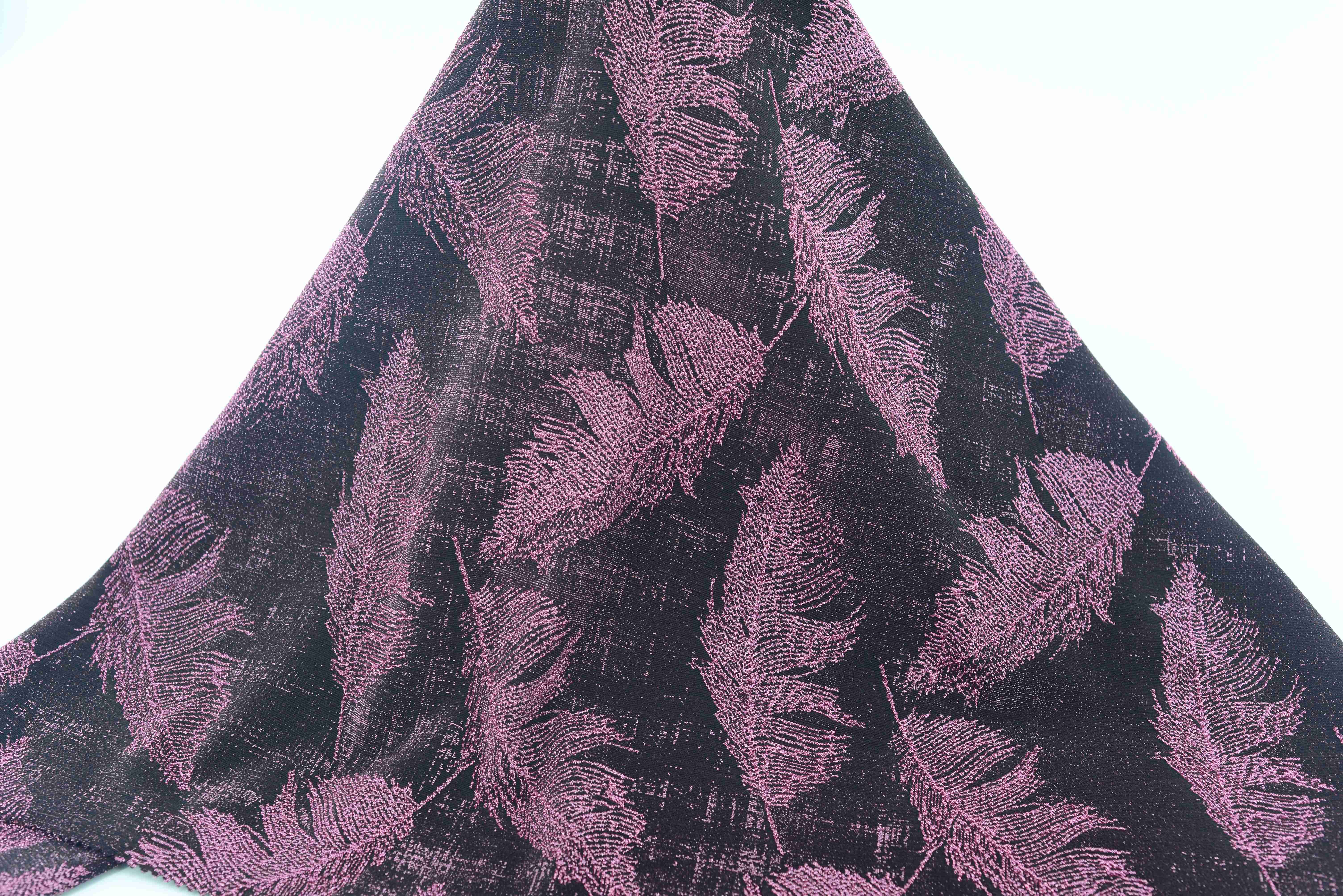 LX-P-16151 LUREX FEATHER KNIT JACQUARD