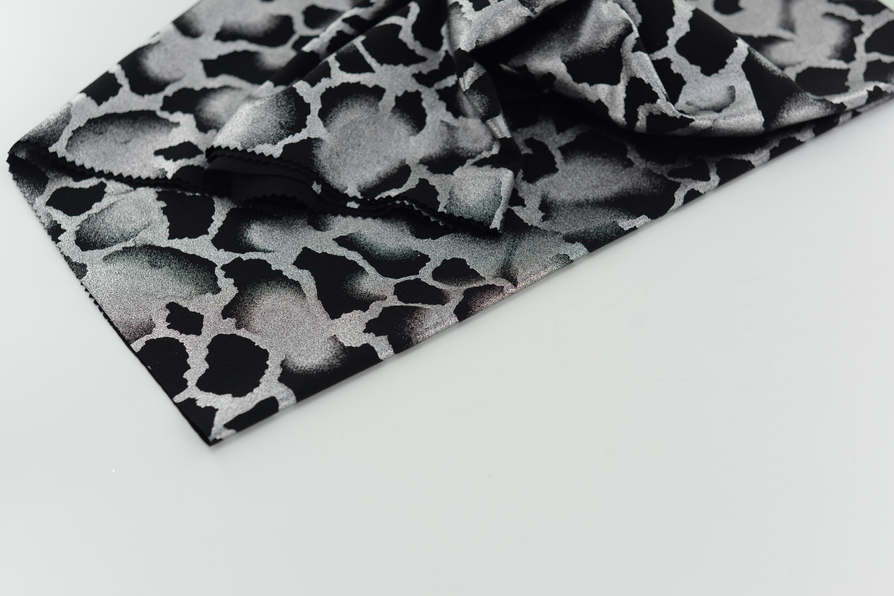 LX-F-11093 SCUBA CREPE BIG STONE FOIL