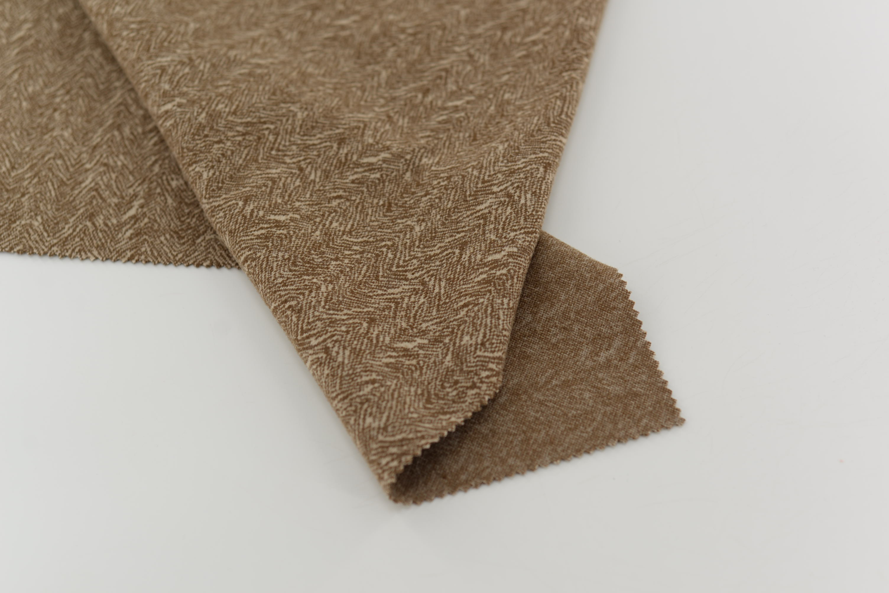 LX-P-18123 POLY ZEBRA-STRIPE JACQUARD KNIT BRUSH