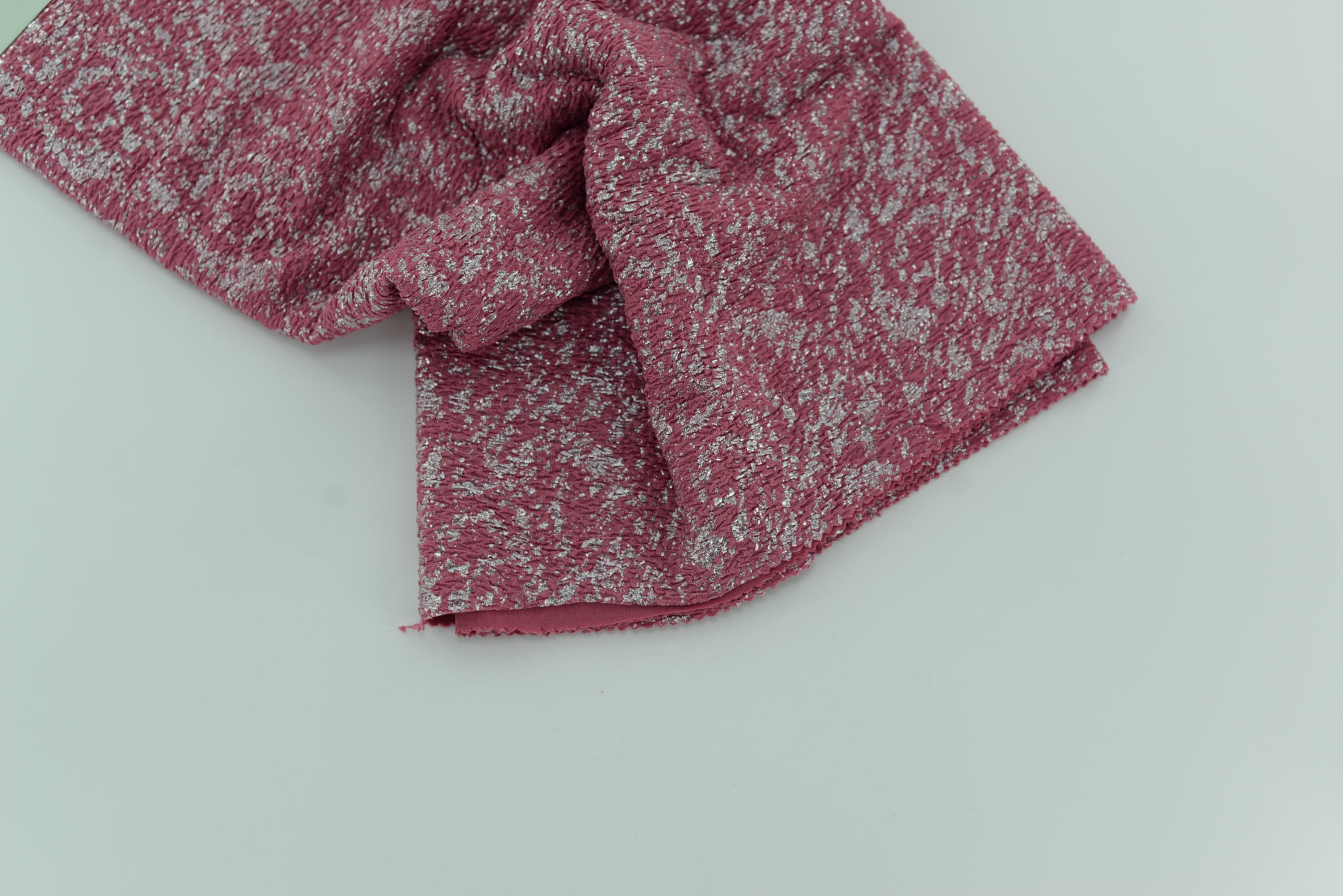 LX-F-11075 TRIPE CREPE FOIL