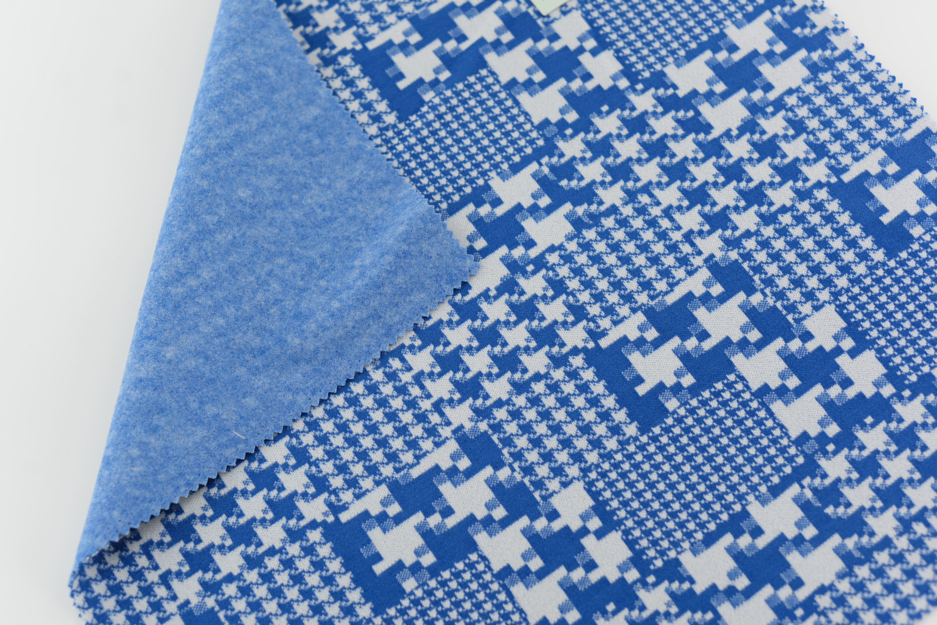 LX-P-18120 POLY BIG HOUNDSTOOTH JACQUARD KNIT BRUSH