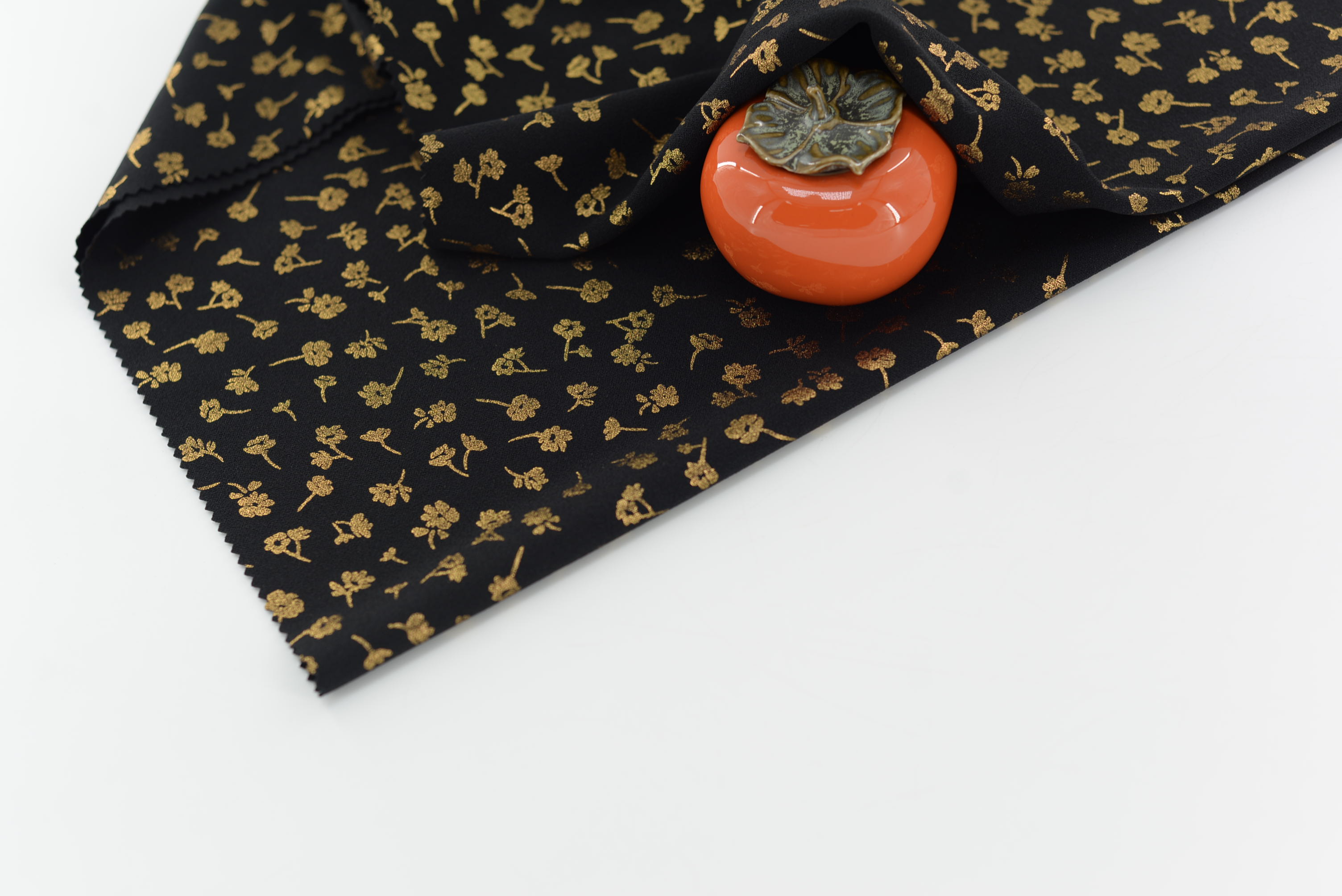 LX-F-11088 SCUBA CREPE SMALL FLOWER FOIL