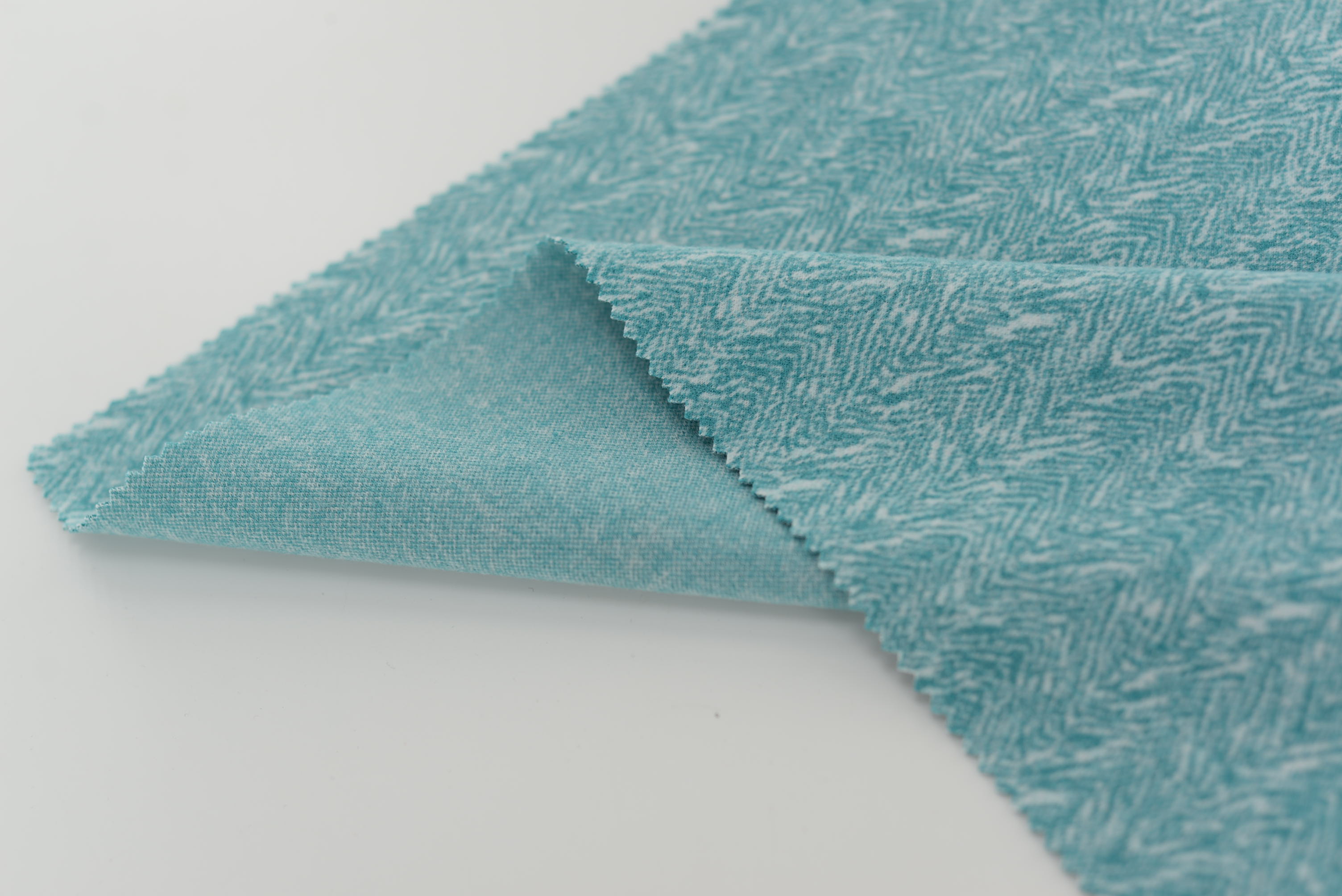 LX-P-18123 POLY ZEBRA-STRIPE JACQUARD KNIT BRUSH