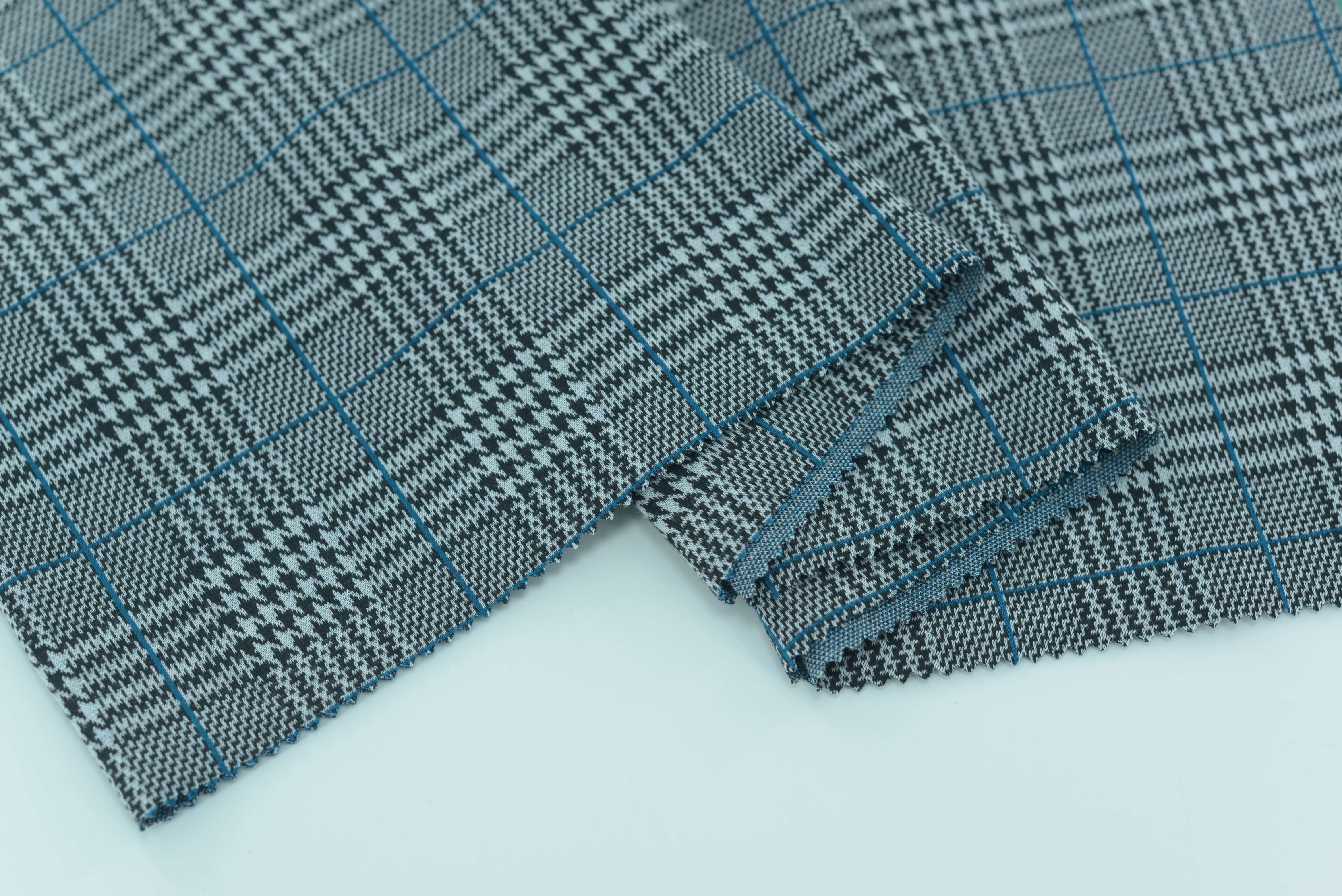 LX-P-16056 YARN DYE CHECK KNIT JACQUARD