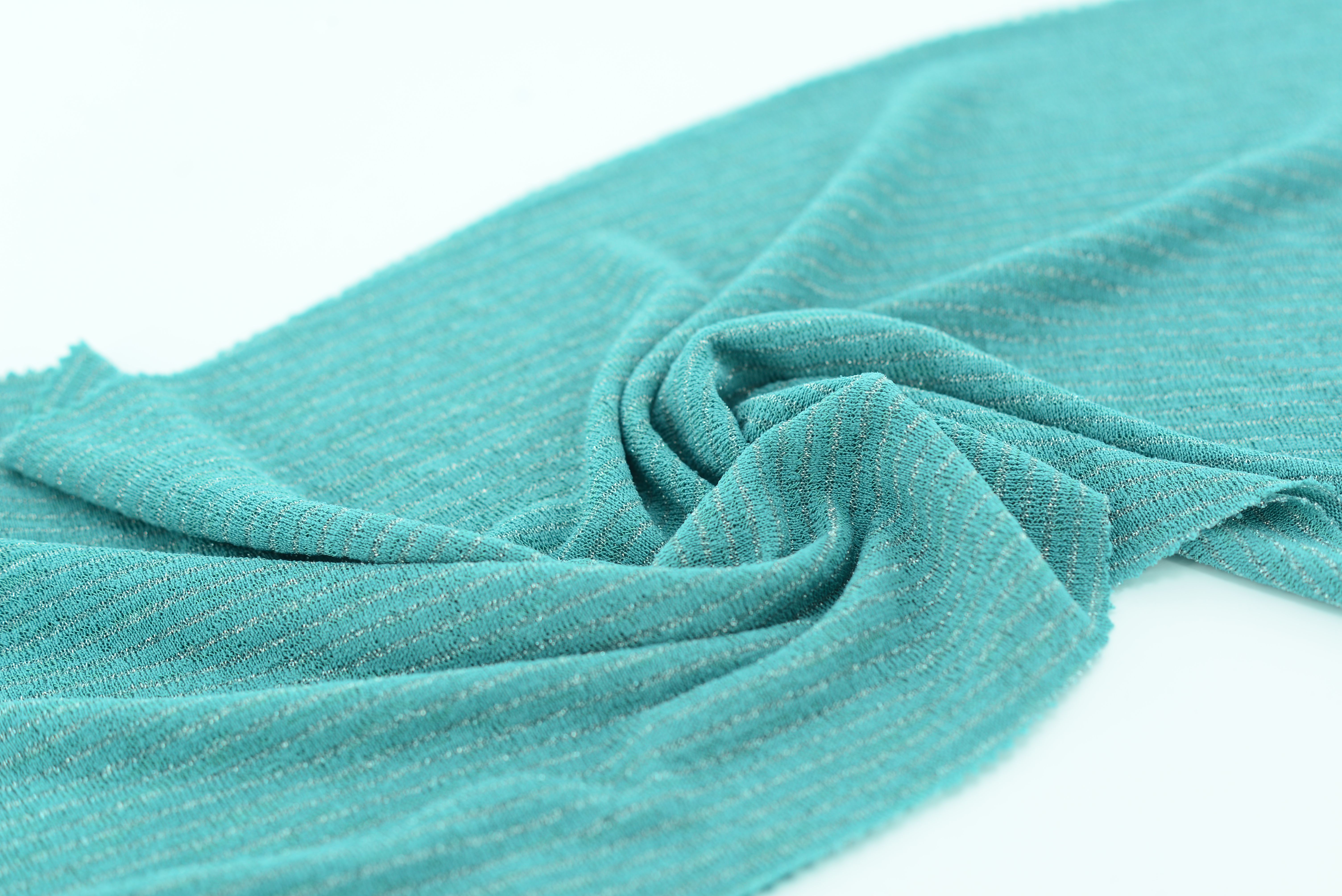 LX-P-16100 THICK LUREX LINE KNIT