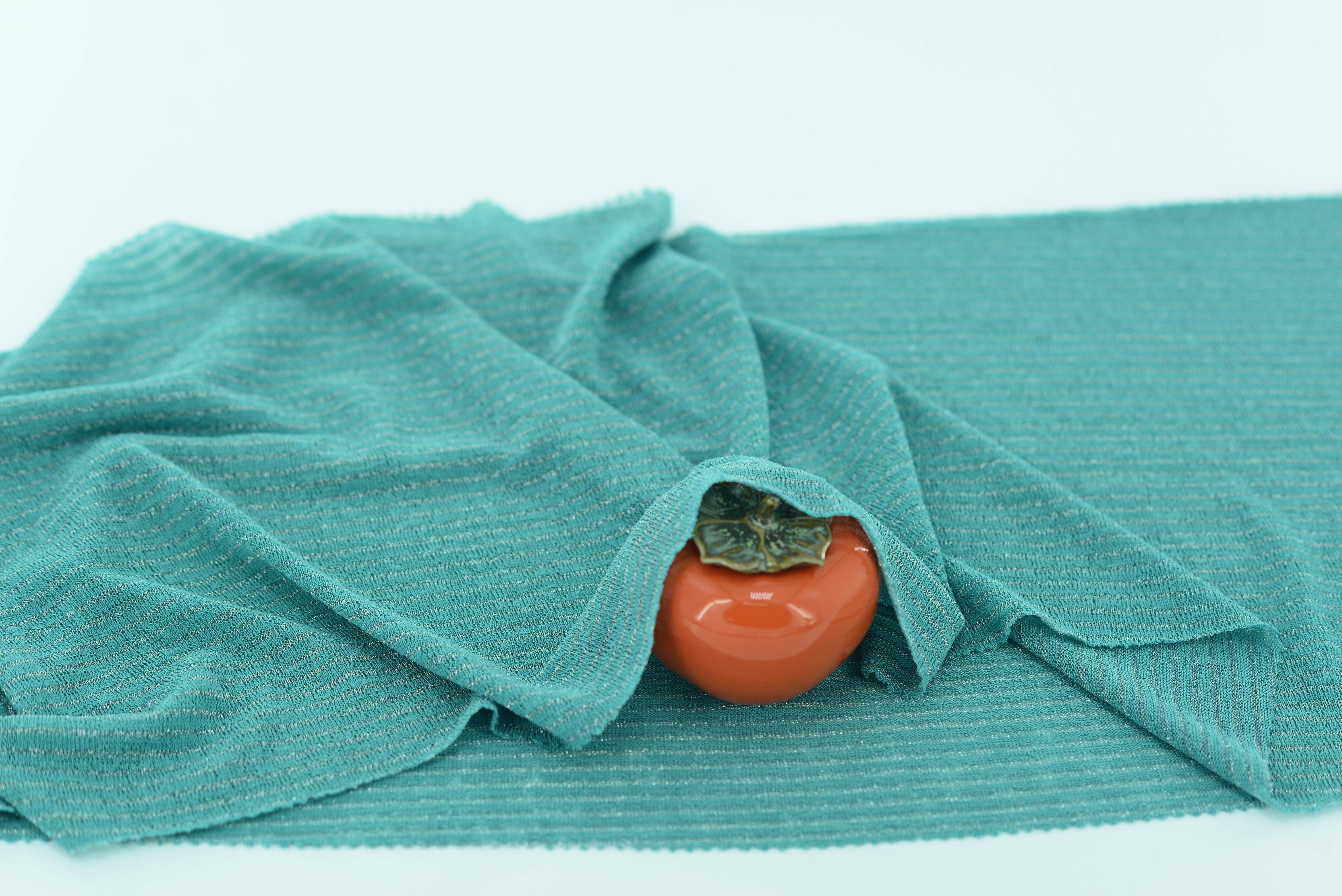 LX-P-16100 THICK LUREX LINE KNIT