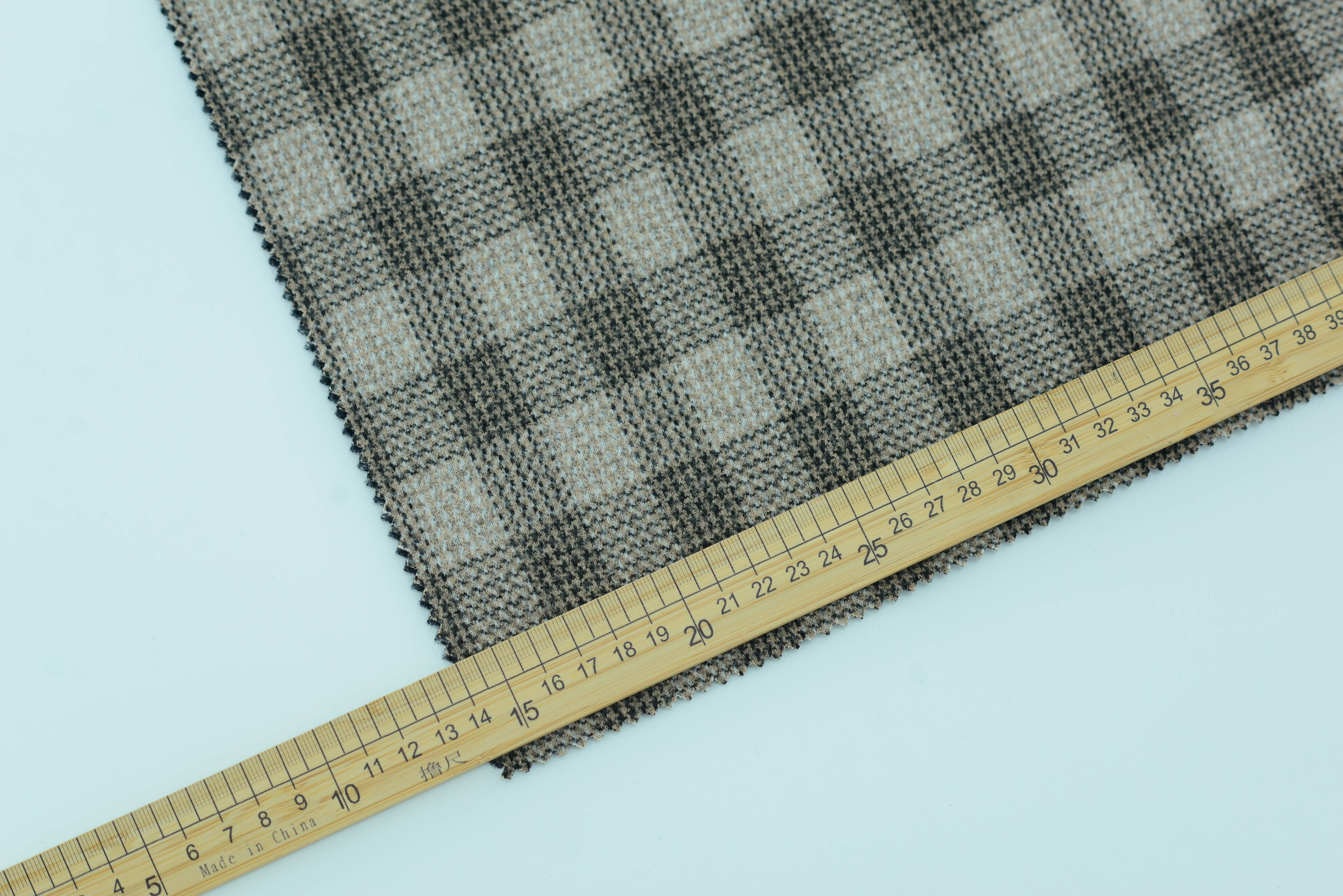 LX-P-18045 POLY CHECK JACQUARD KNIT BRUSH