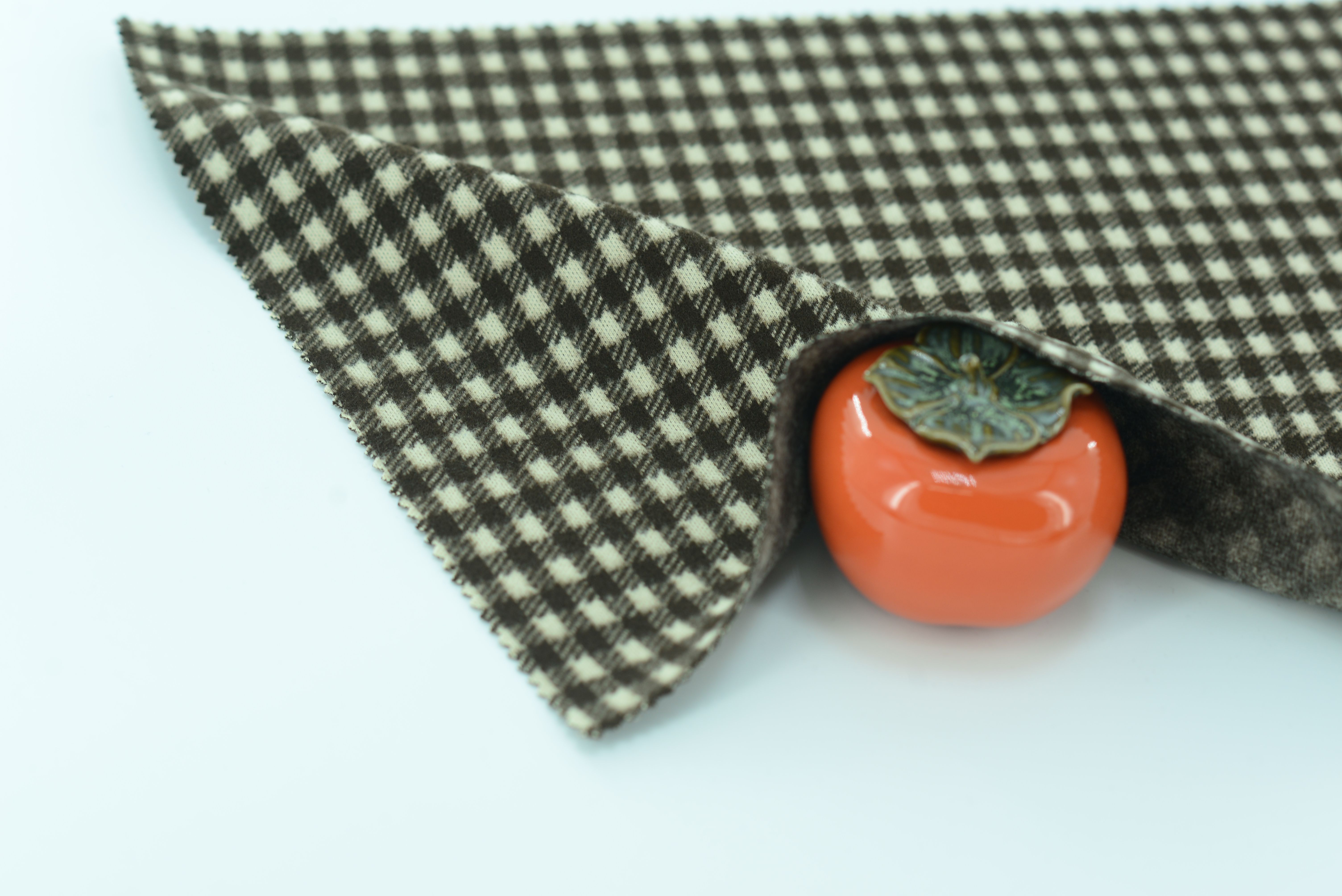 LX-P-18042 CHECK JACQUARD KNIT BRUSH