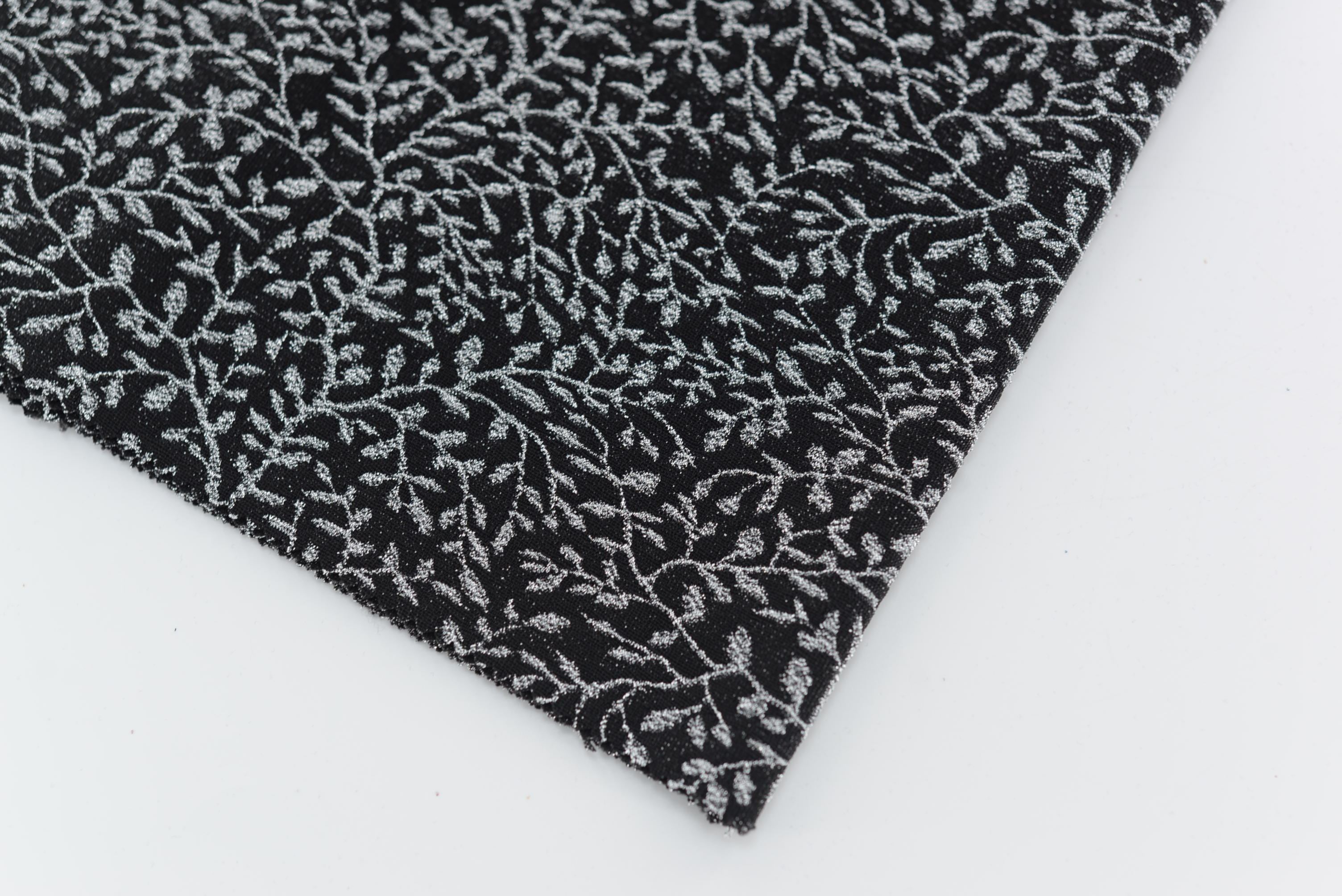 LX-P-16313 LUREX LEAF KNIT JACQUARD
