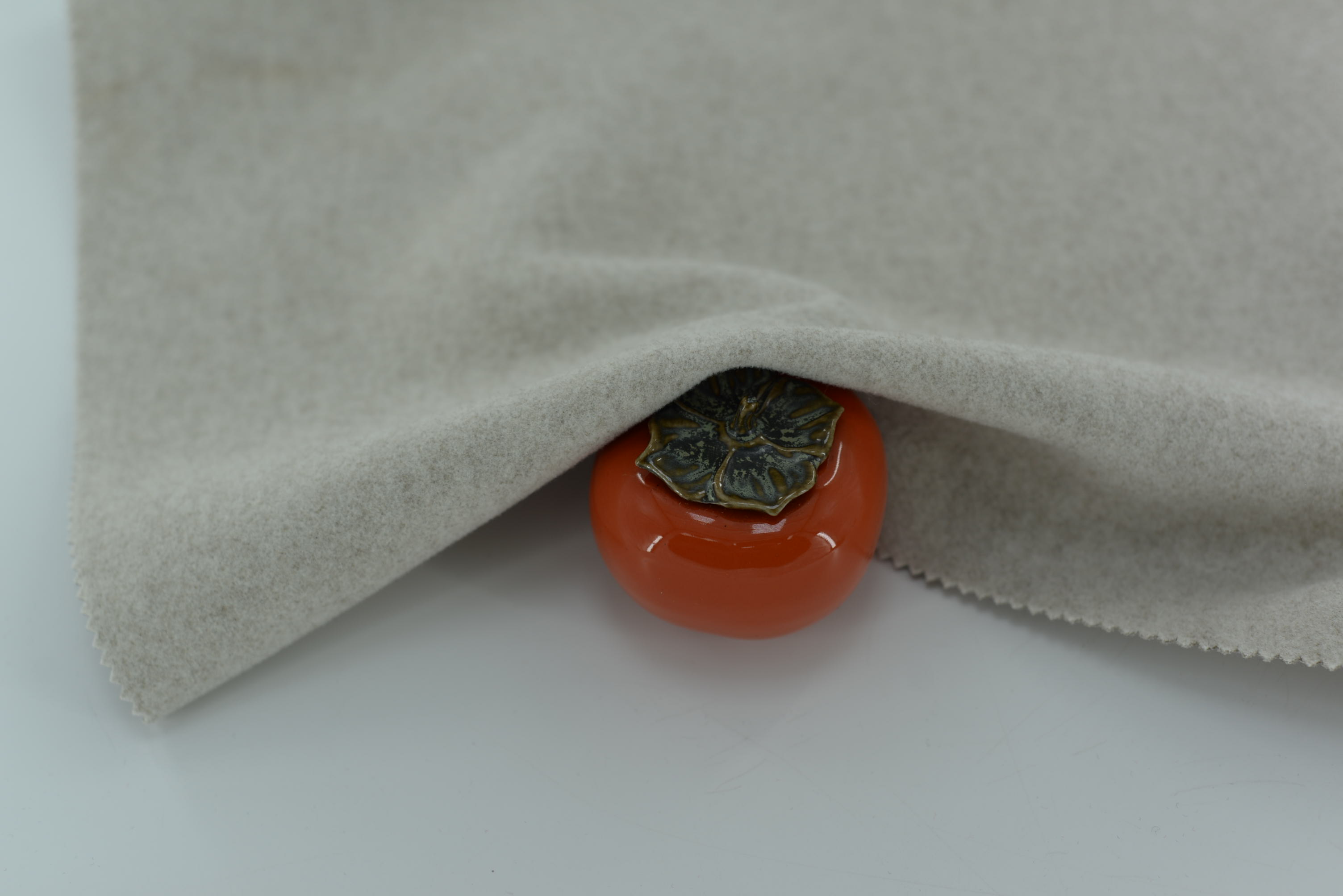 LX-P-18110 TR TWO TONE KNIT BRUSH