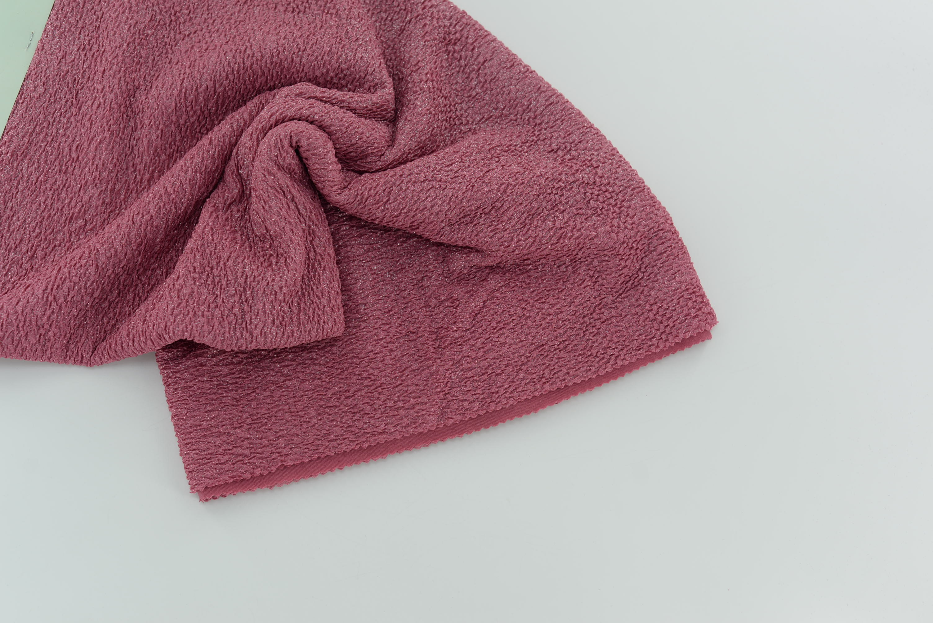 LX-F-11078 TRIPE CREPE SMALL POINTS FOIL