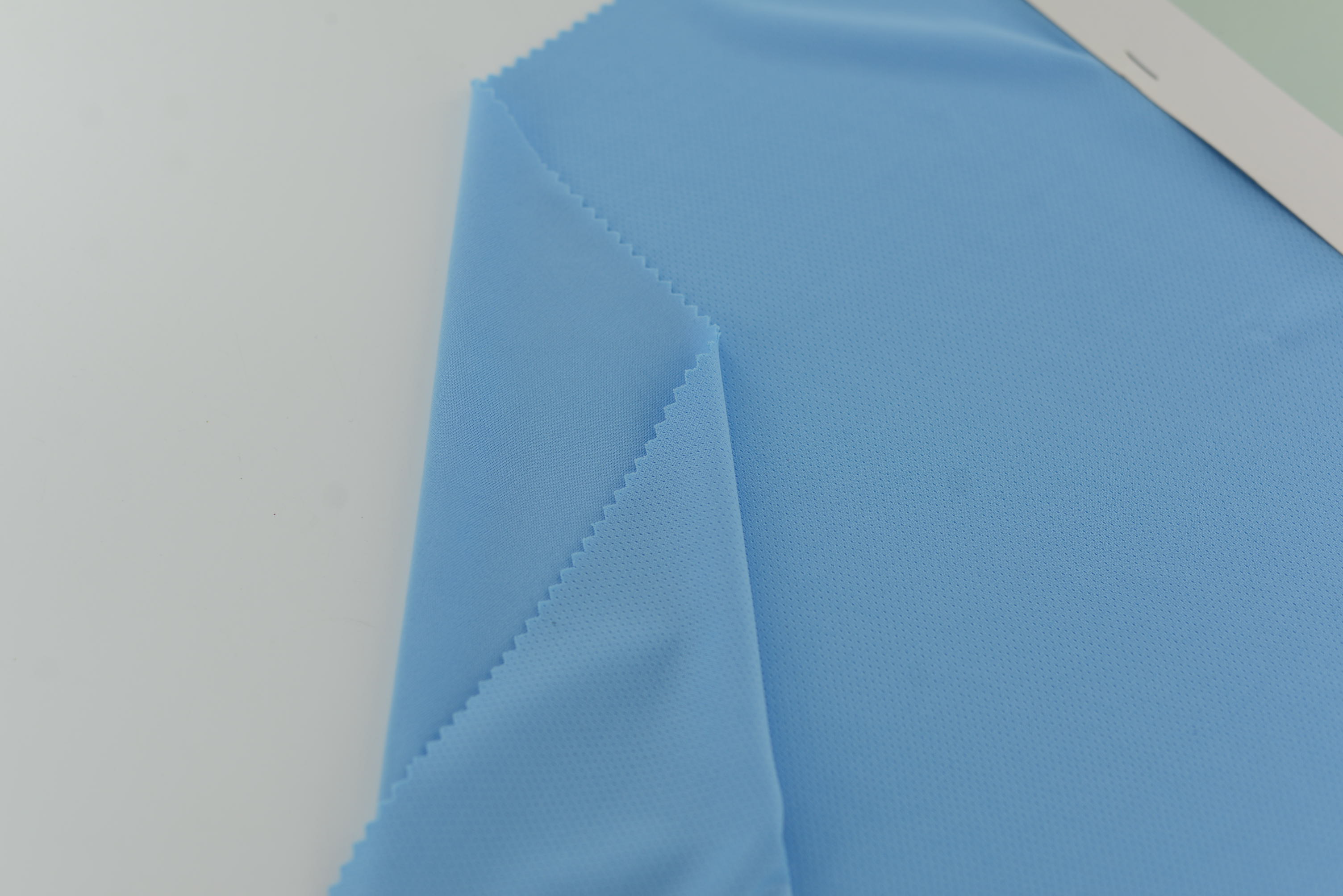 LX-P-16173 POLY BIRD EYE