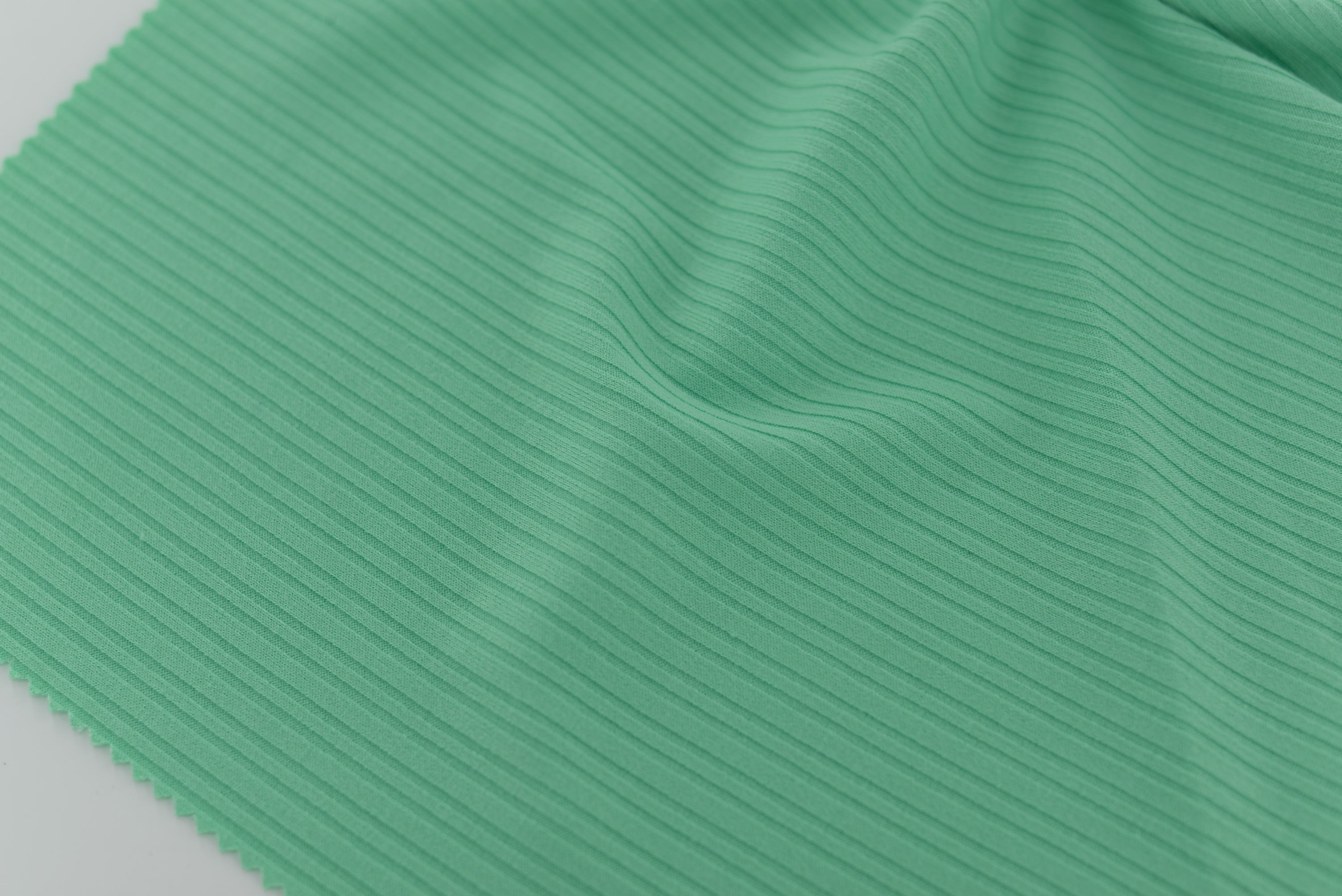 LX-P-12125 POLY IRREGULAR RIB