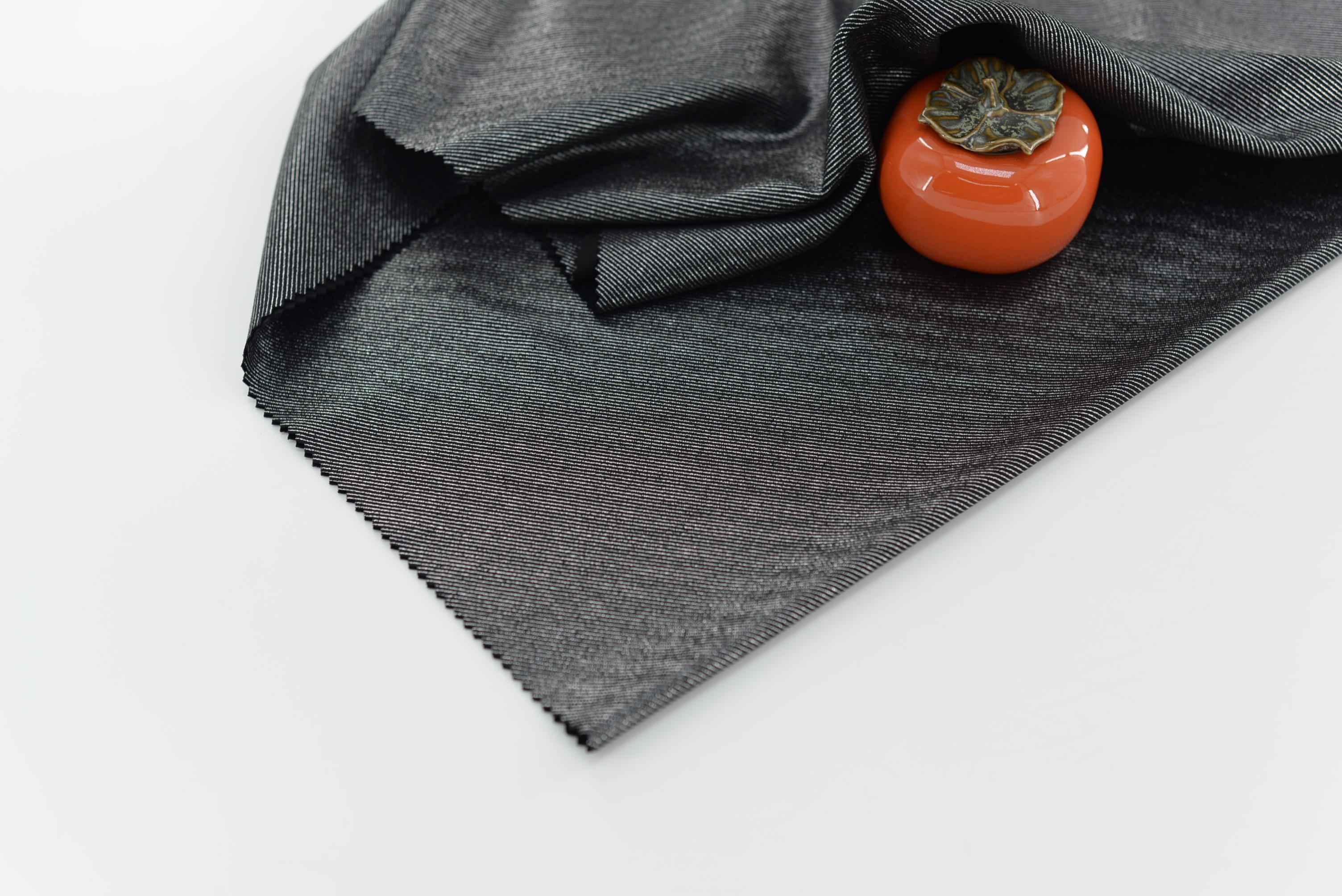 LX-F-11090 SCUBA CREPE TWILL FOIL