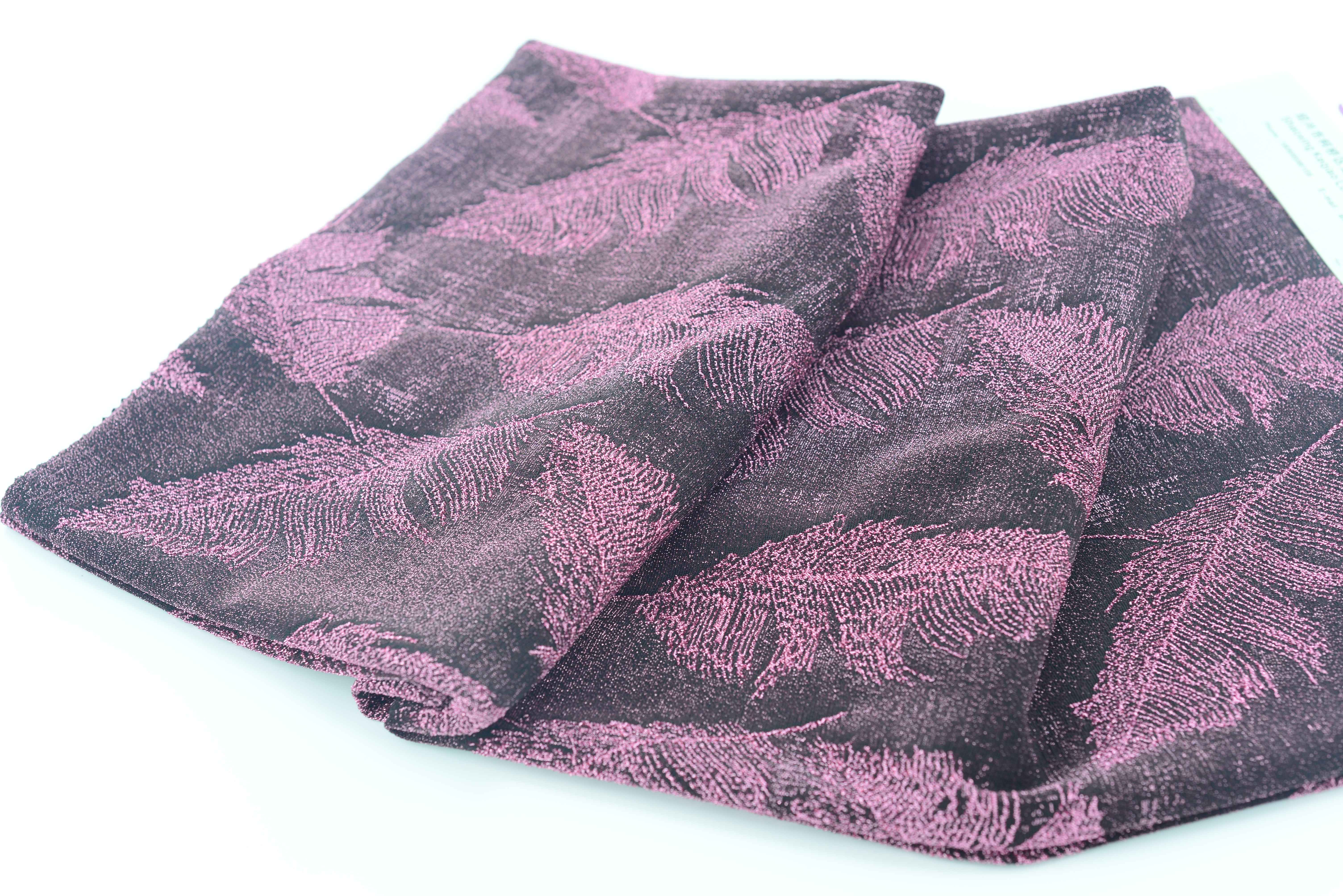 LX-P-16151 LUREX FEATHER KNIT JACQUARD