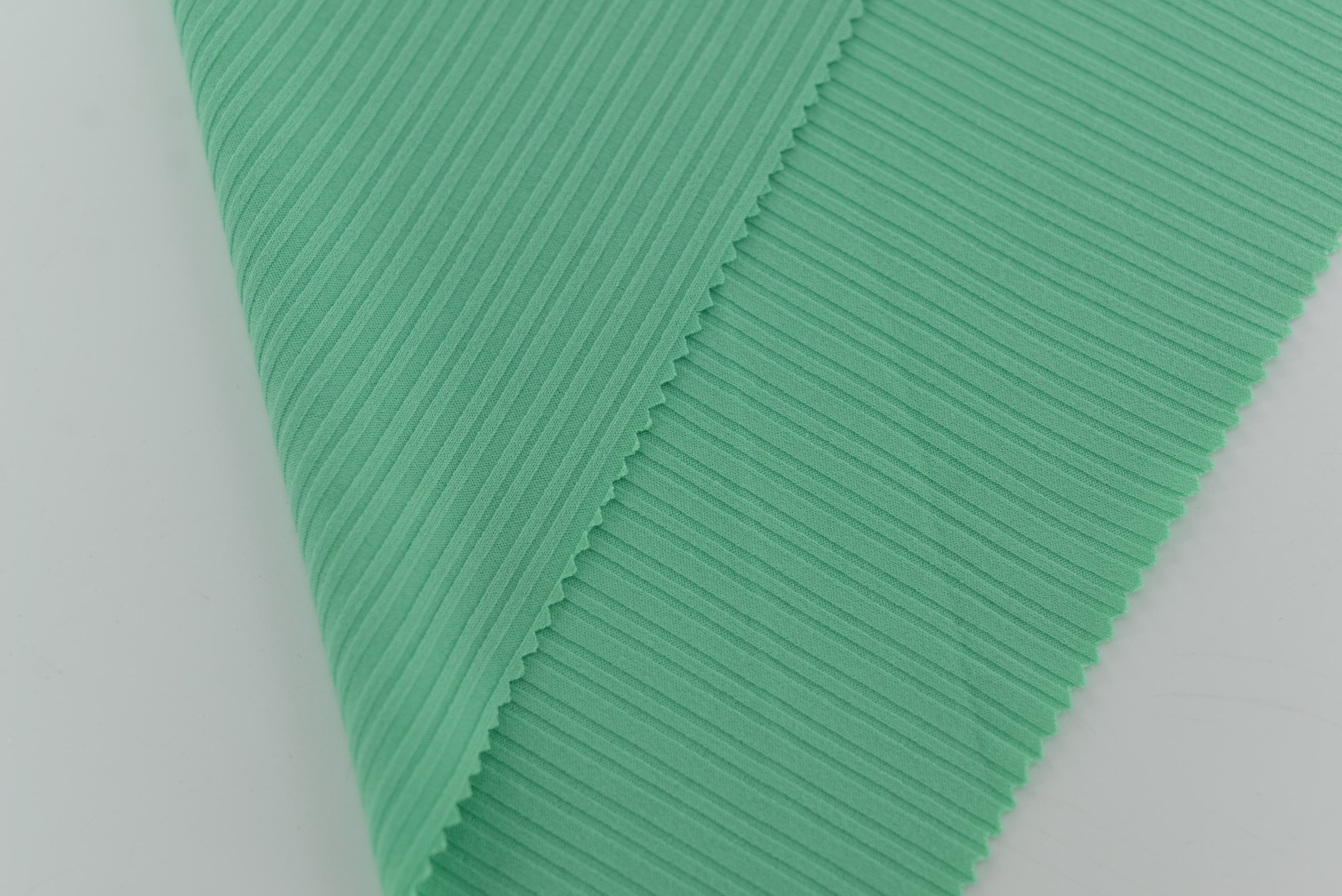 LX-P-12125 POLY IRREGULAR RIB